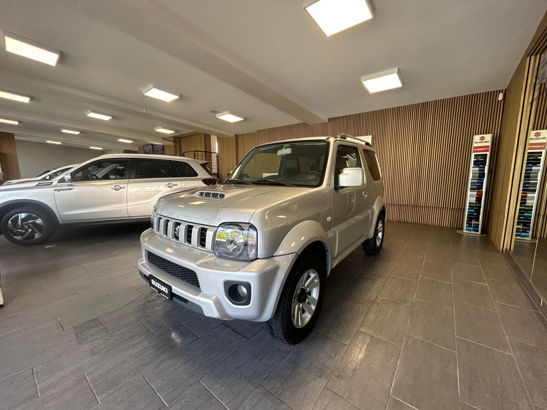 SUZUKI Jimny Wagon 1.3 4WD GL Top Sergio Cellano 4 PLACES/4 SITZE-image-3