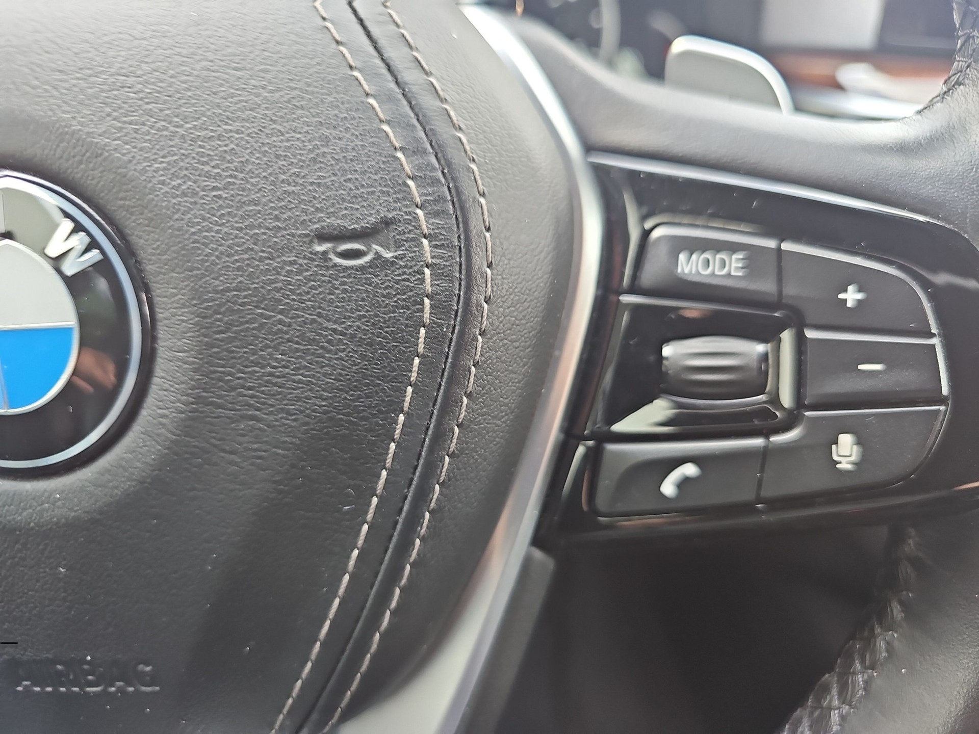 BMW 520d xDrive Sport Line Steptronic-image-15