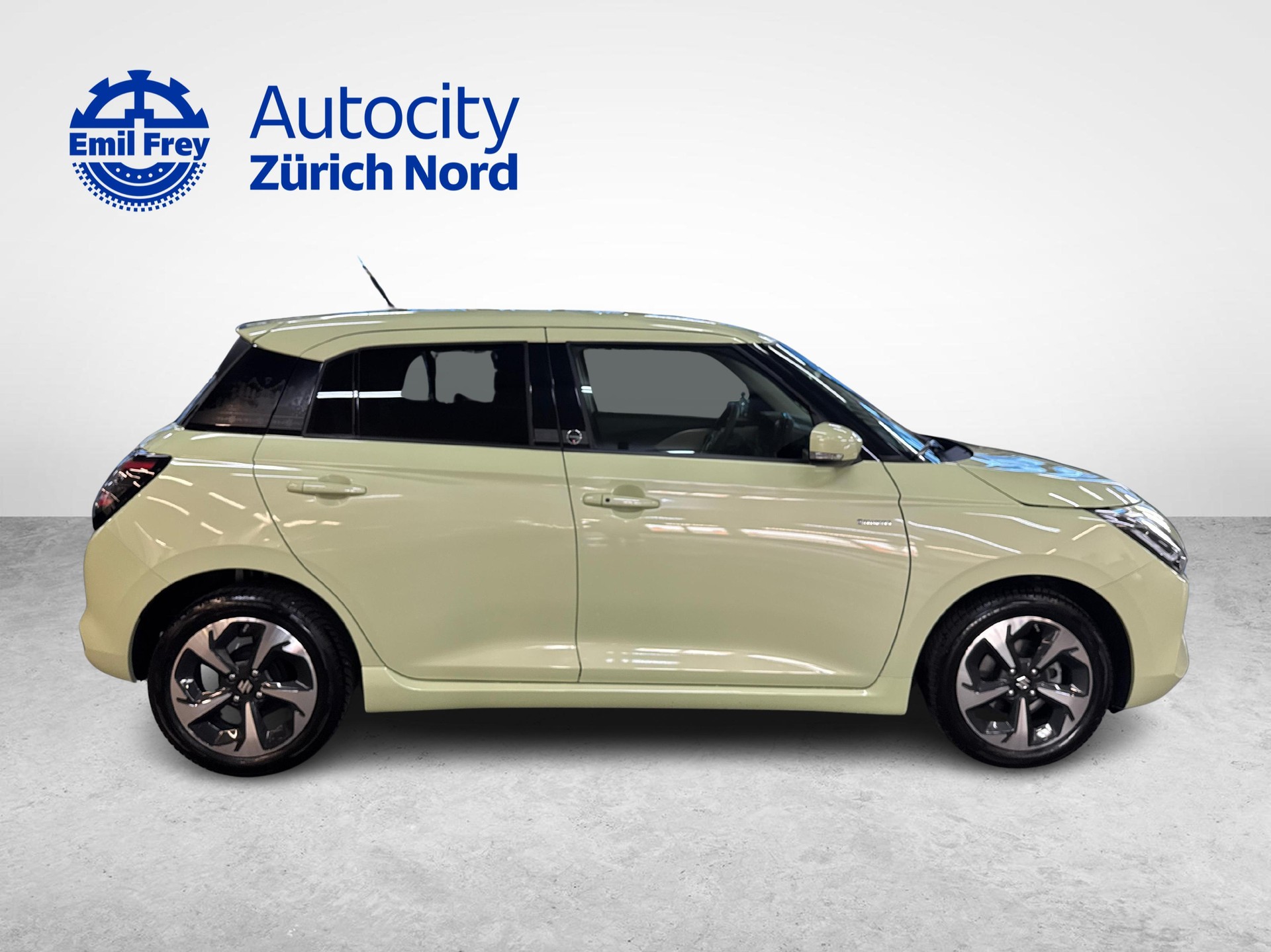 SUZUKI Swift 1.2 Tradizio Top Hybrid-image-5