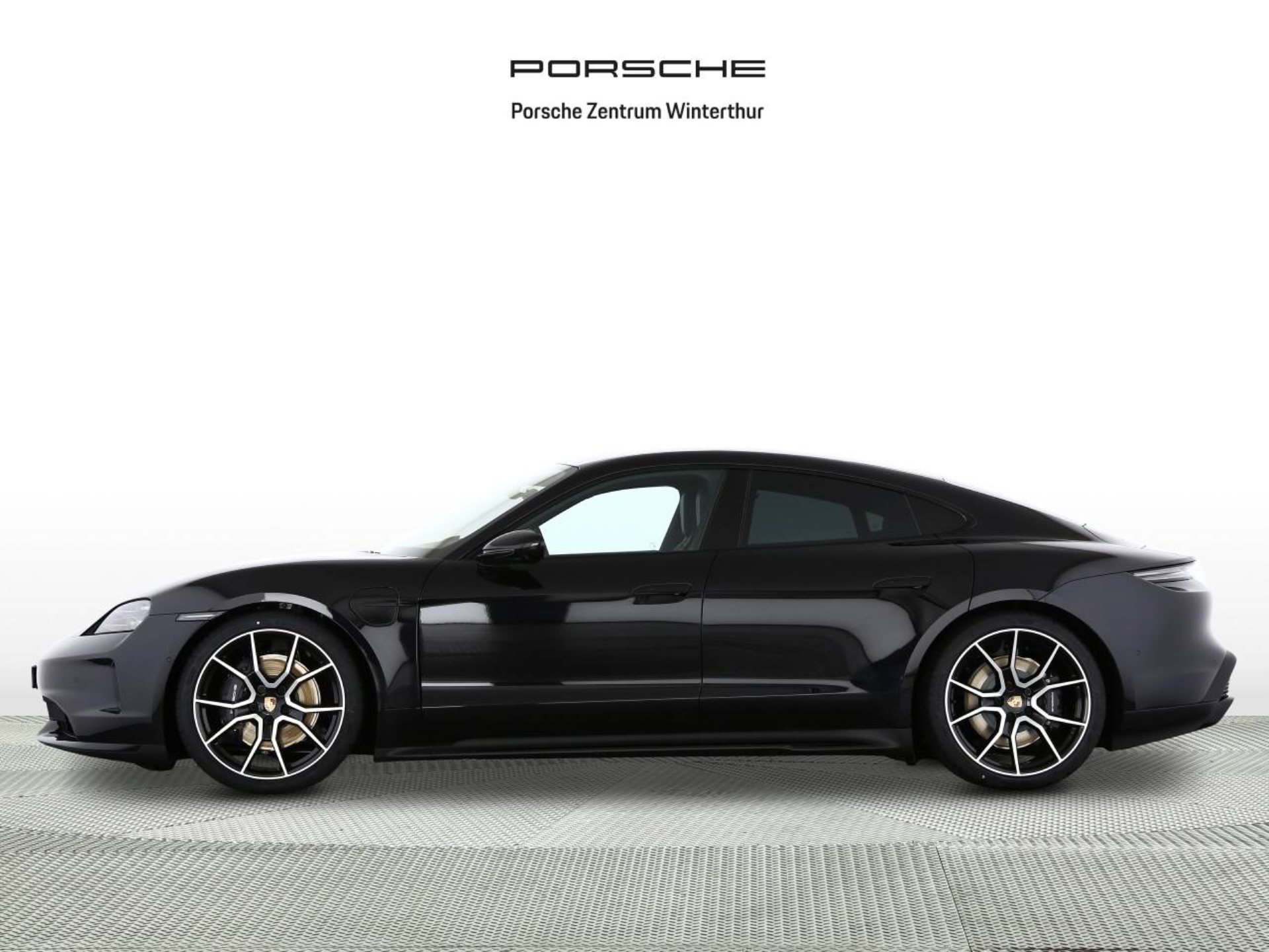 PORSCHE Taycan 4 Black Edition-image-1
