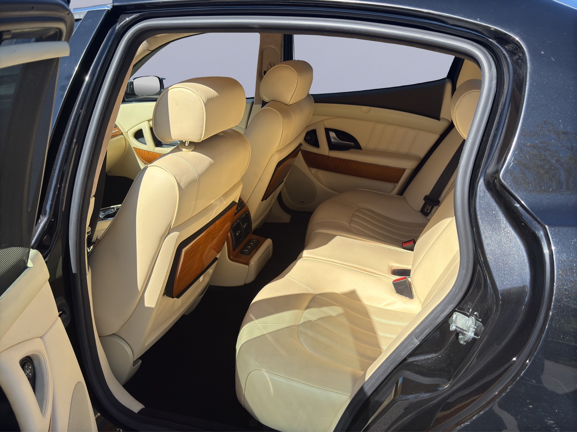 MASERATI Quattroporte 4.2 V8 Executive GT Automatica-image-11