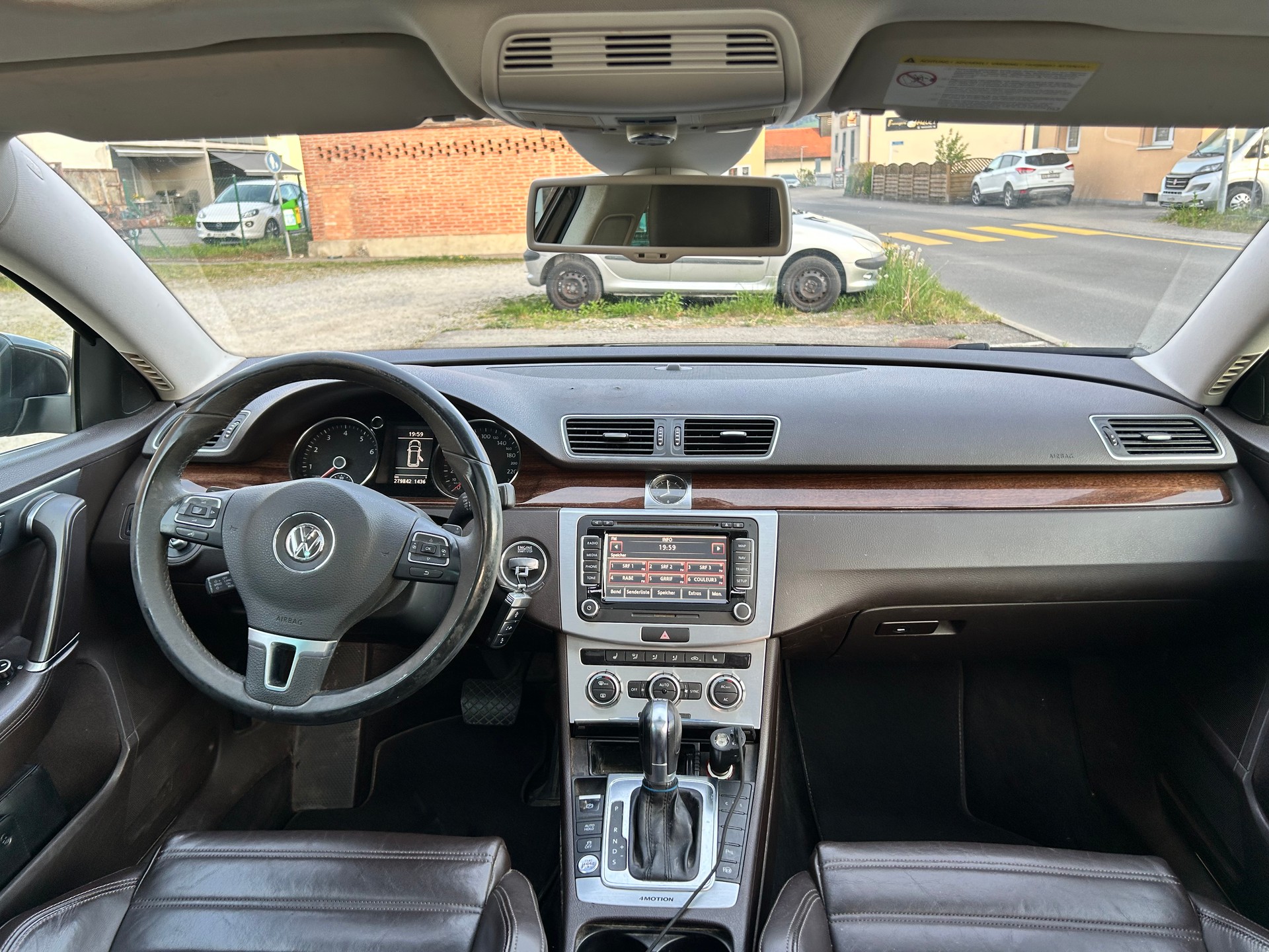 VW Passat Variant 3.6 FSI Highline 4Motion DSG-image-9