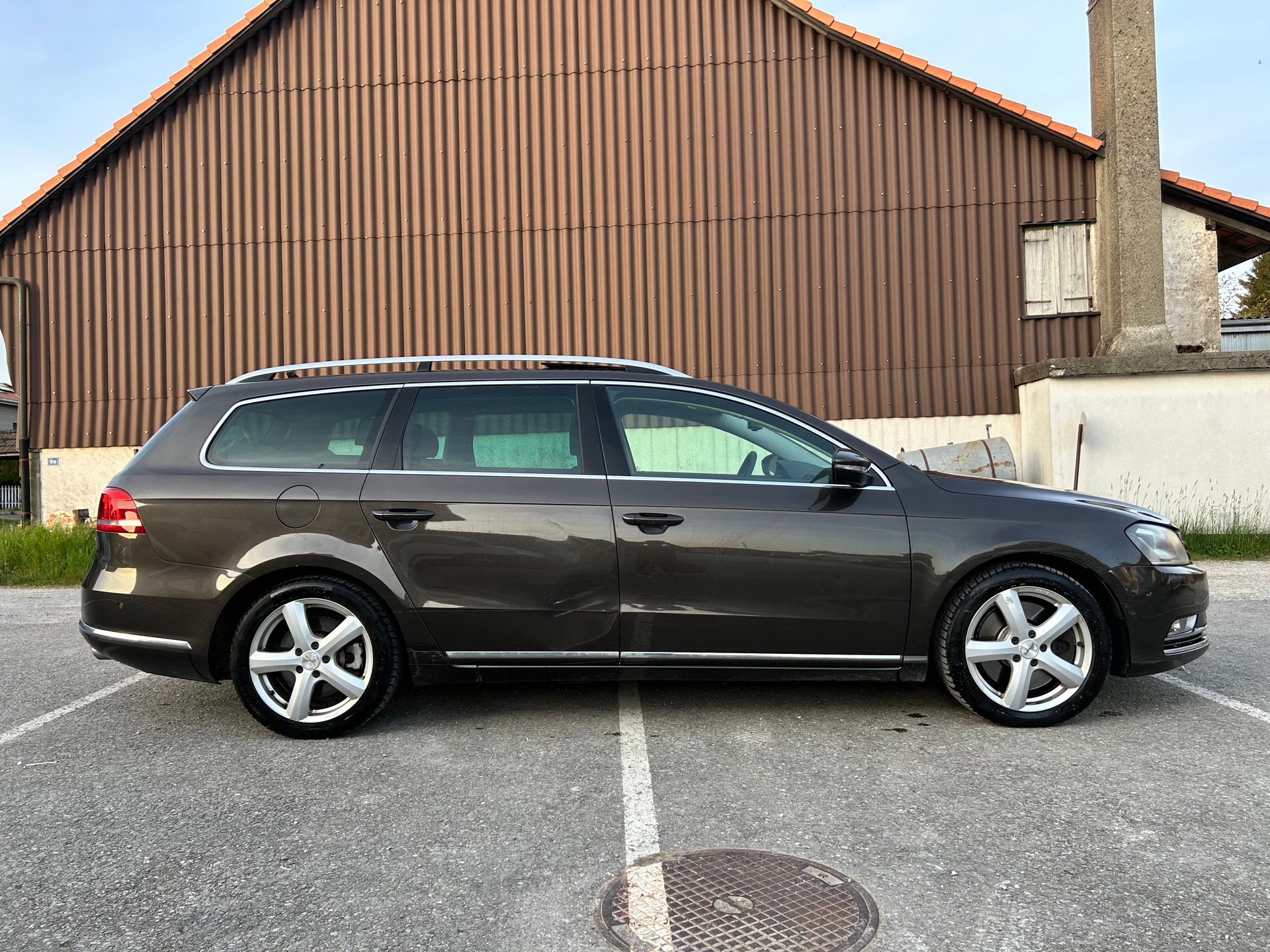 VW Passat Variant 3.6 FSI Highline 4Motion DSG-image-3