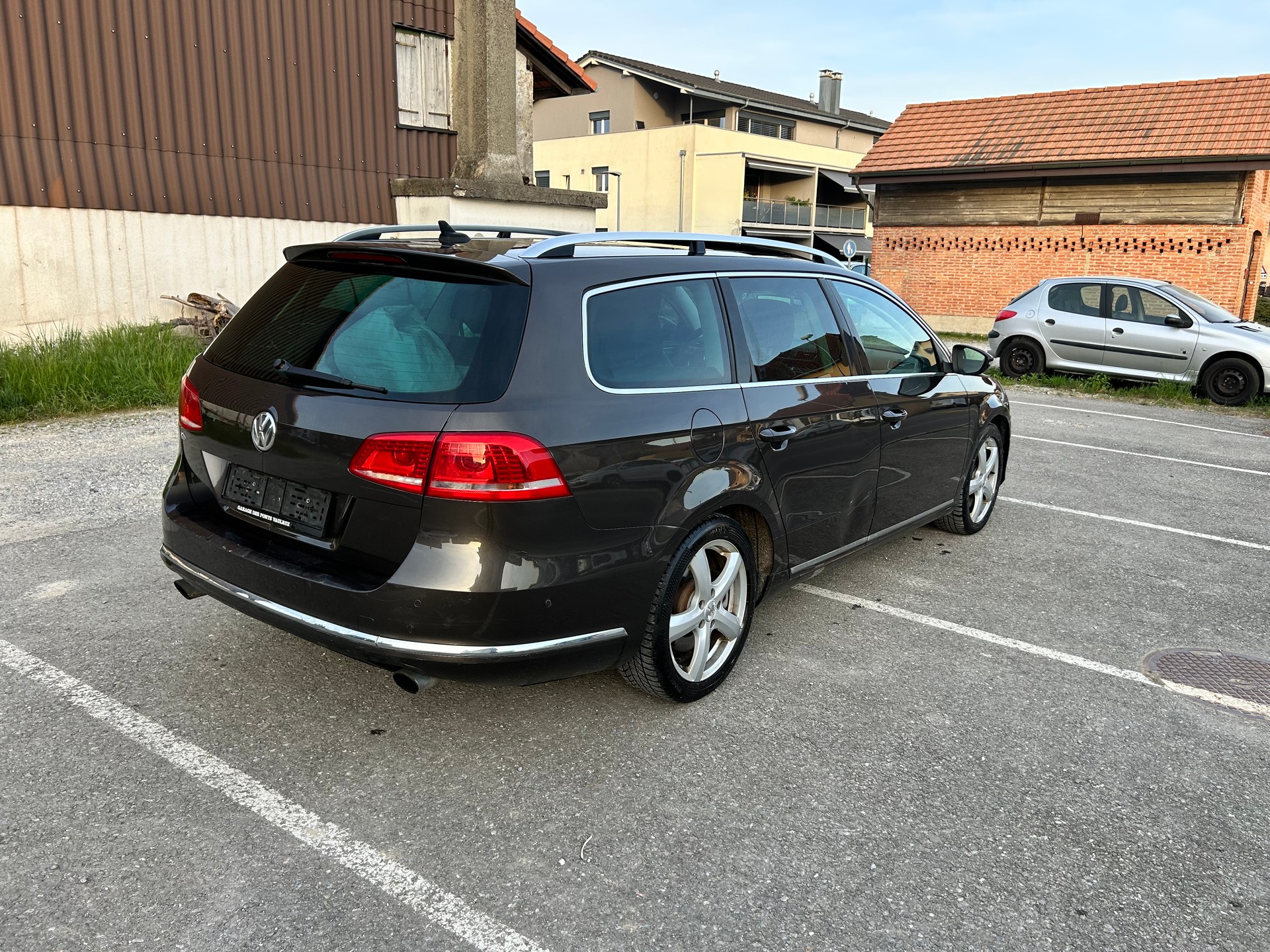 VW Passat Variant 3.6 FSI Highline 4Motion DSG-image-5