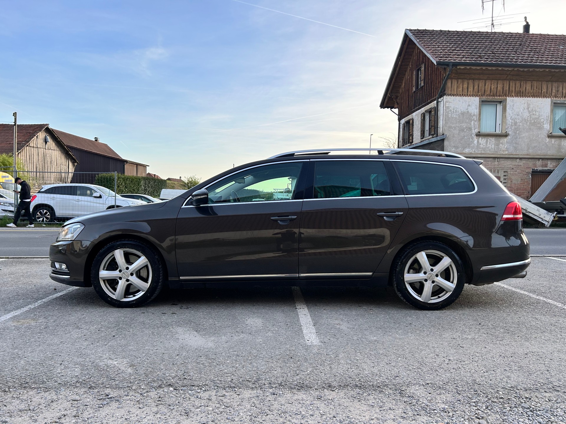 VW Passat Variant 3.6 FSI Highline 4Motion DSG-image-2