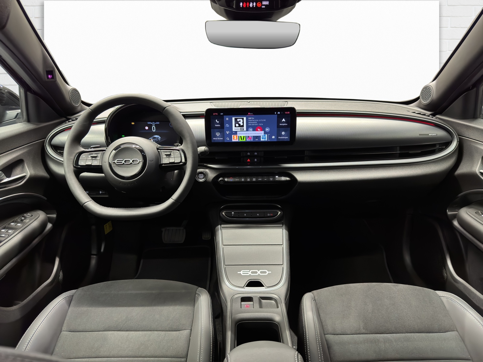 FIAT 600 1.2 Hybrid 145 Sport-image-7