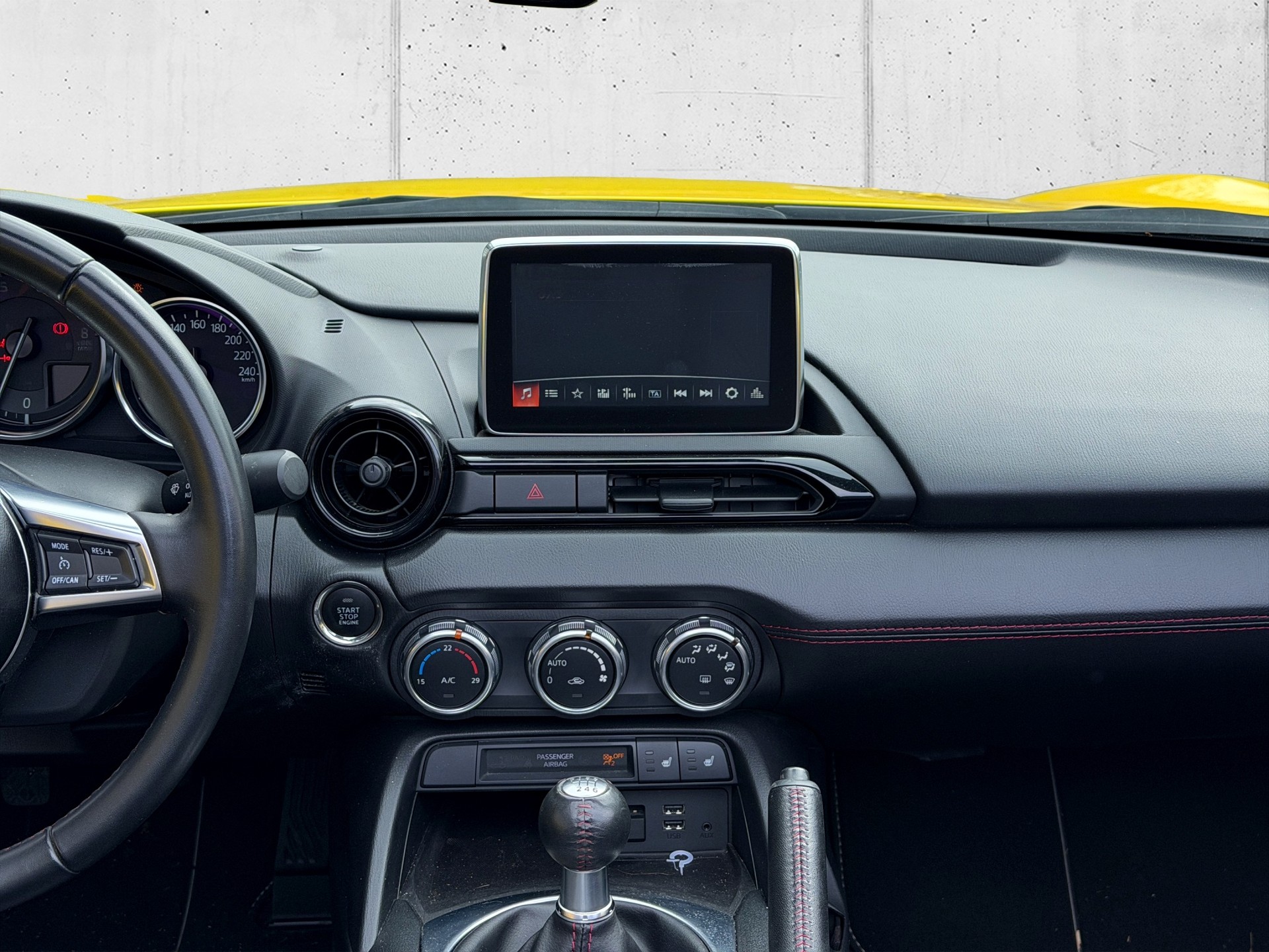 MAZDA MX-5 SKYACTIV-G 131 Challenge-image-15