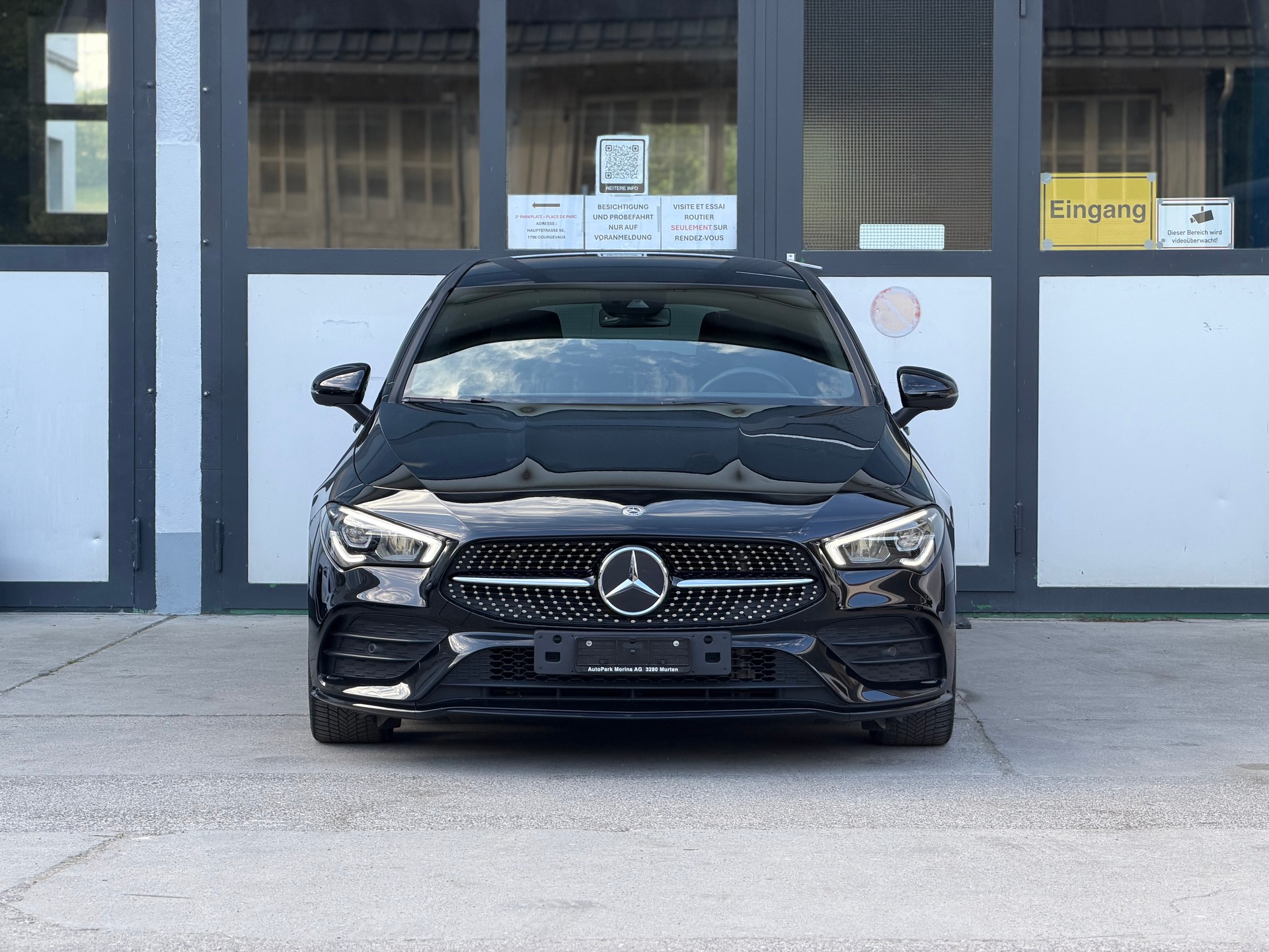 MERCEDES-BENZ CLA Shooting Brake 220 7G-DCT AMG Line-image-2