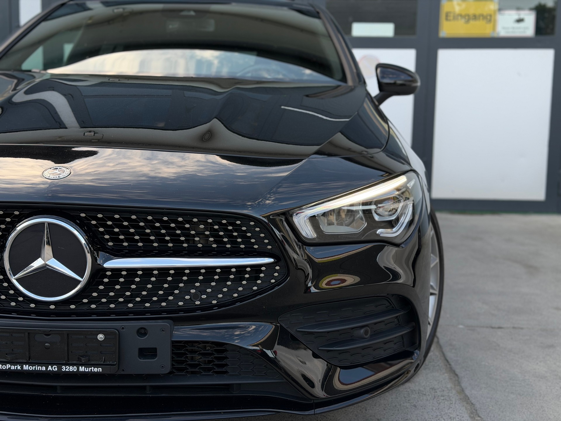 MERCEDES-BENZ CLA Shooting Brake 220 7G-DCT AMG Line-image-7