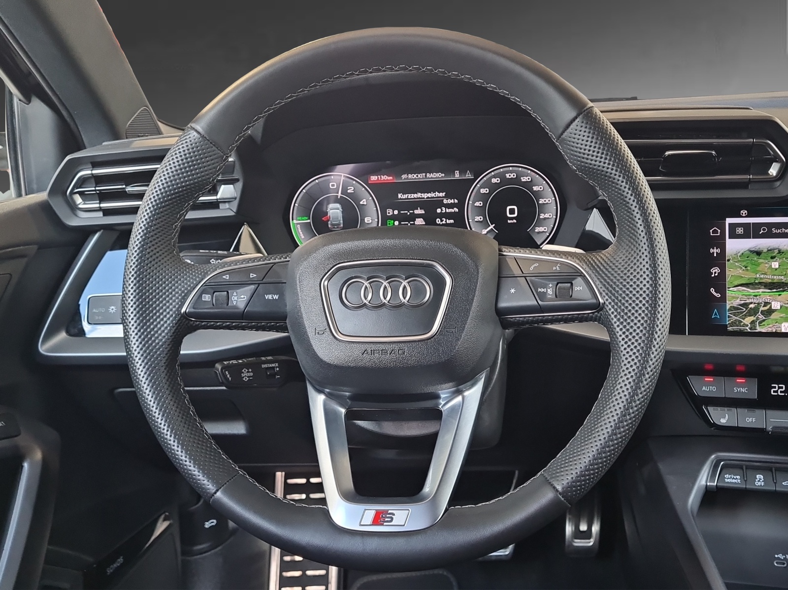 AUDI A3 Sportback 45 TFSI e S line S-tronic-image-8