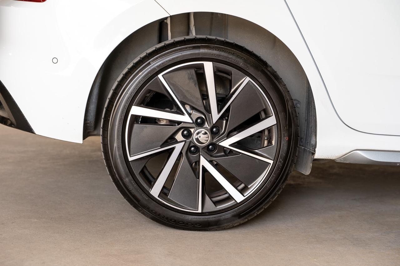 SKODA Kamiq 1.0 TSI Style DSG *GARANTIE*FRISCH MFK*LED* kaufen bei ASM-TEAM.ch-image-5