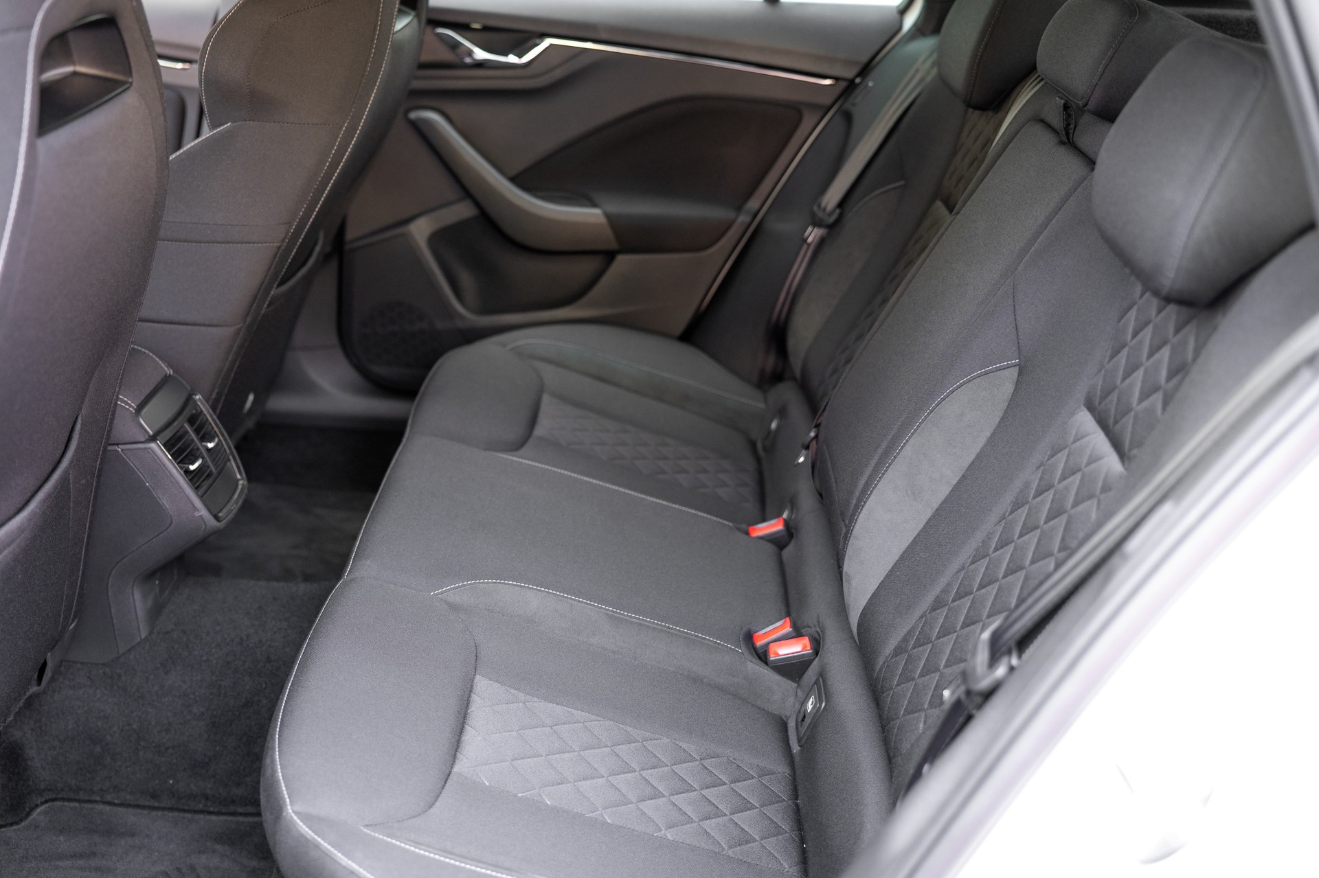 SKODA Kamiq 1.0 TSI Style DSG *GARANTIE*FRISCH MFK*LED* kaufen bei ASM-TEAM.ch-image-12