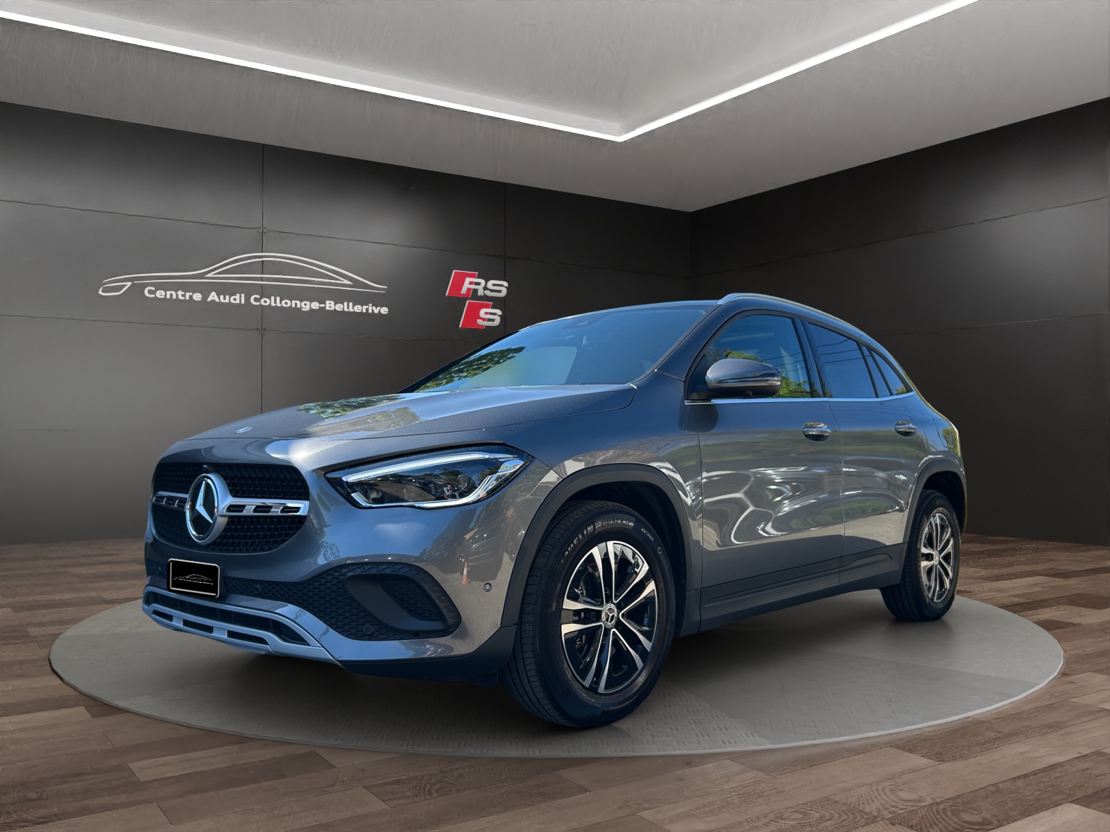 MERCEDES-BENZ GLA 250 4Matic Style 8G-DCT-image-0