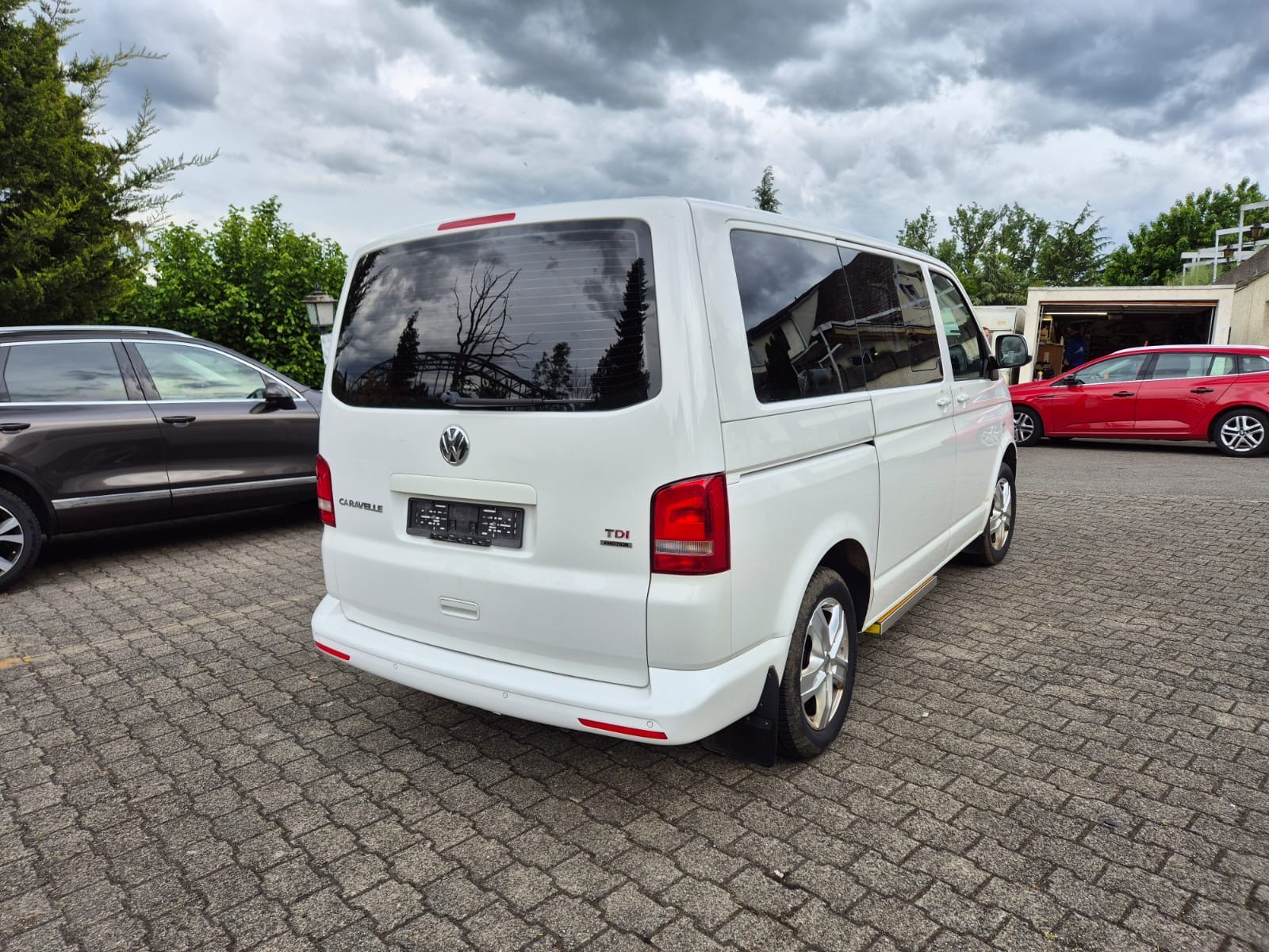 VW T5 Caravelle Comfortline 2.0 TDI CR 4Motion DSG-image-4
