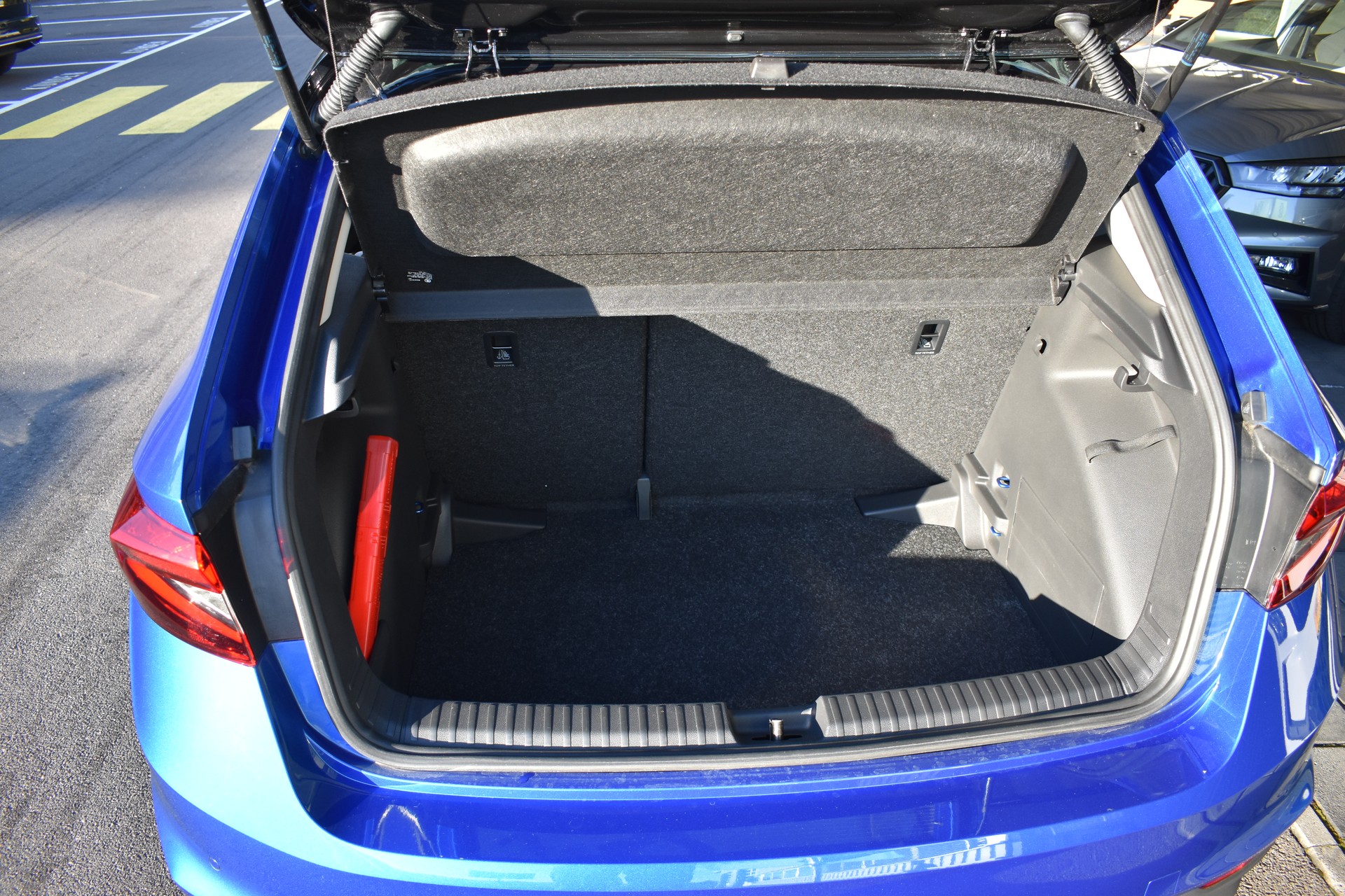 SKODA Fabia 1.0 TSI Selection DSG-image-8
