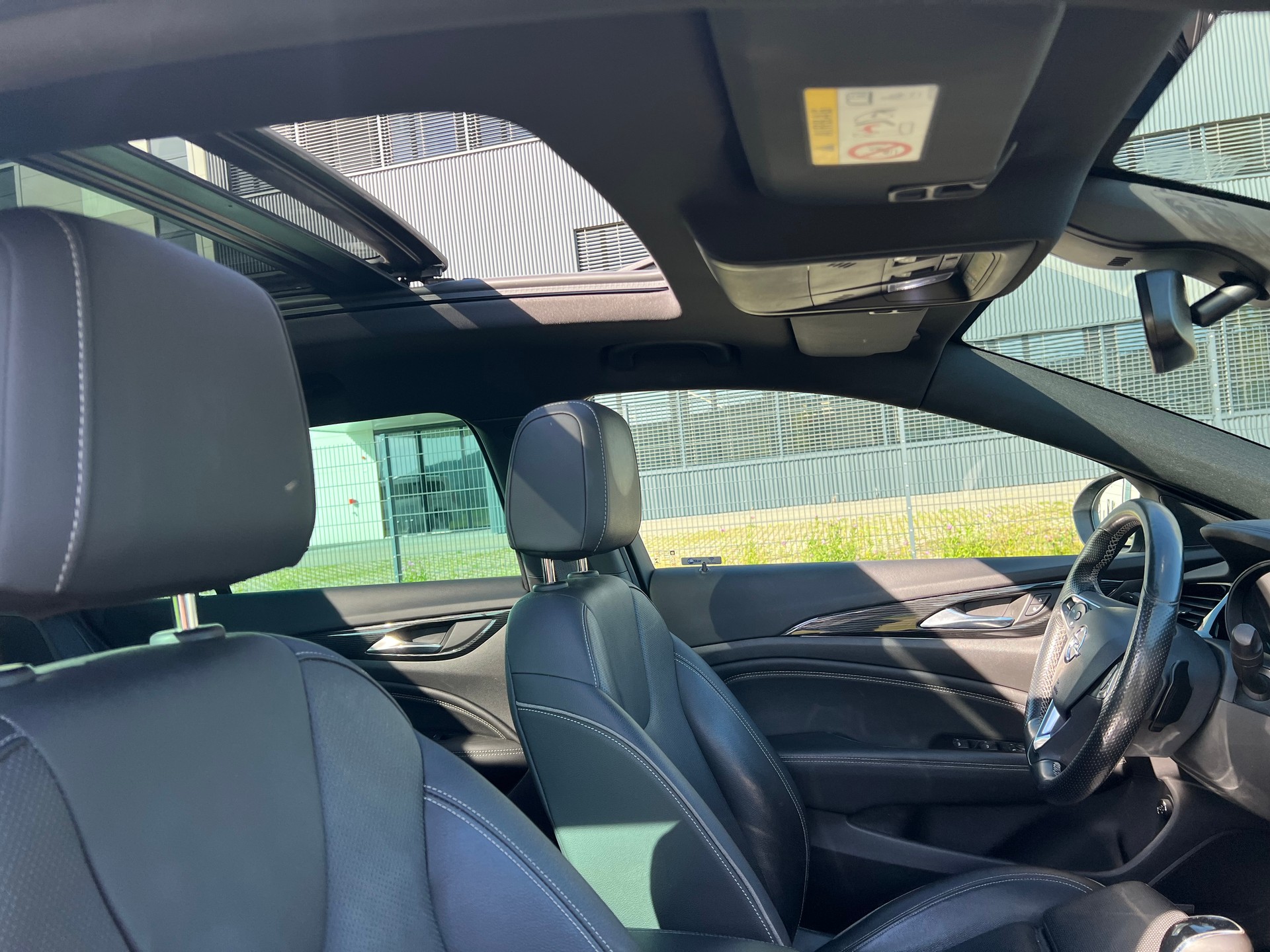 OPEL Insignia 2.0 BiDTI Sports- 360°-Kamera-Tourer Exclusive 4WD Auto-image-26