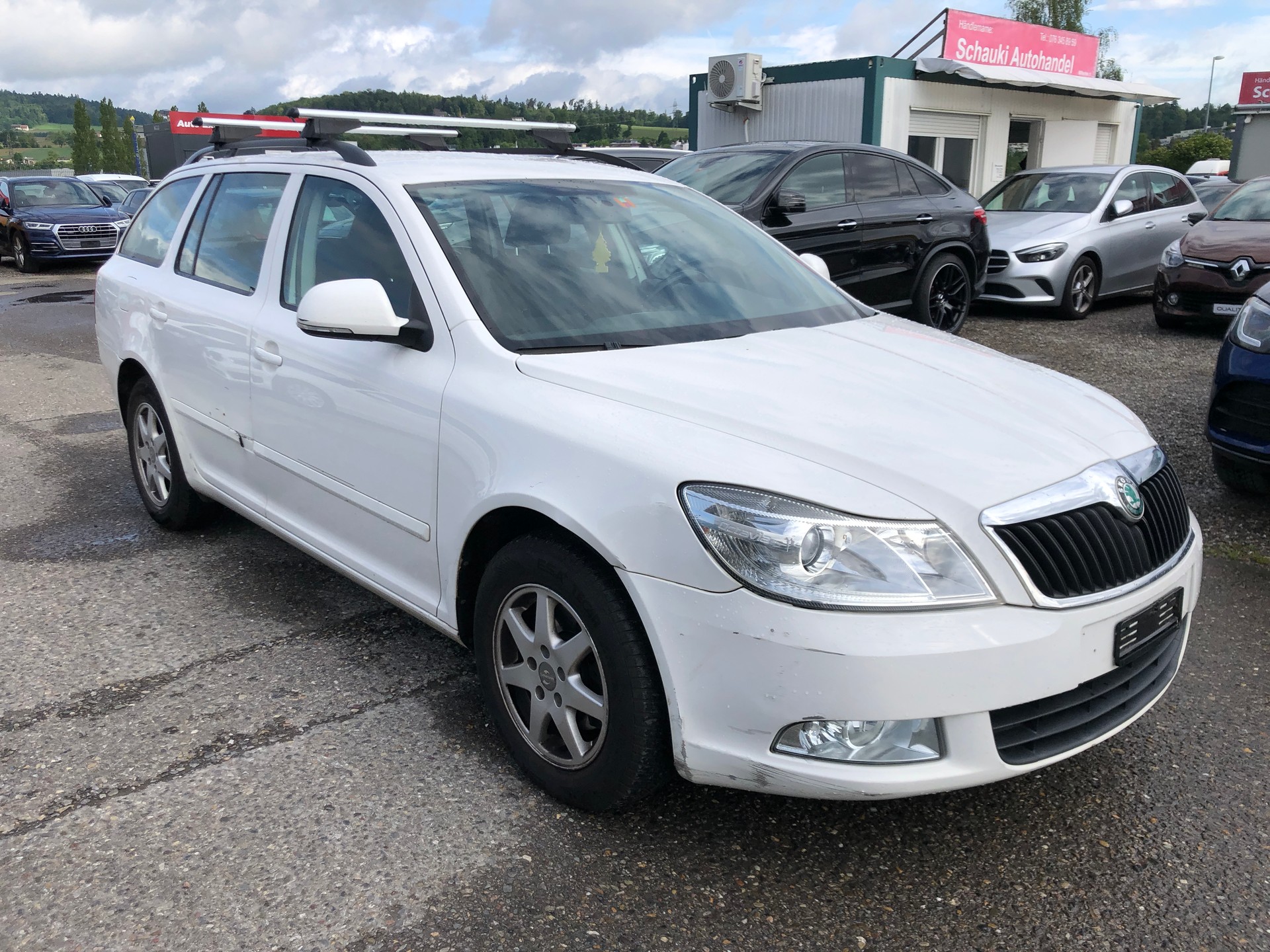 SKODA Octavia Combi 2.0 TDI Adventure 4x4 DSG-showroom-element-2