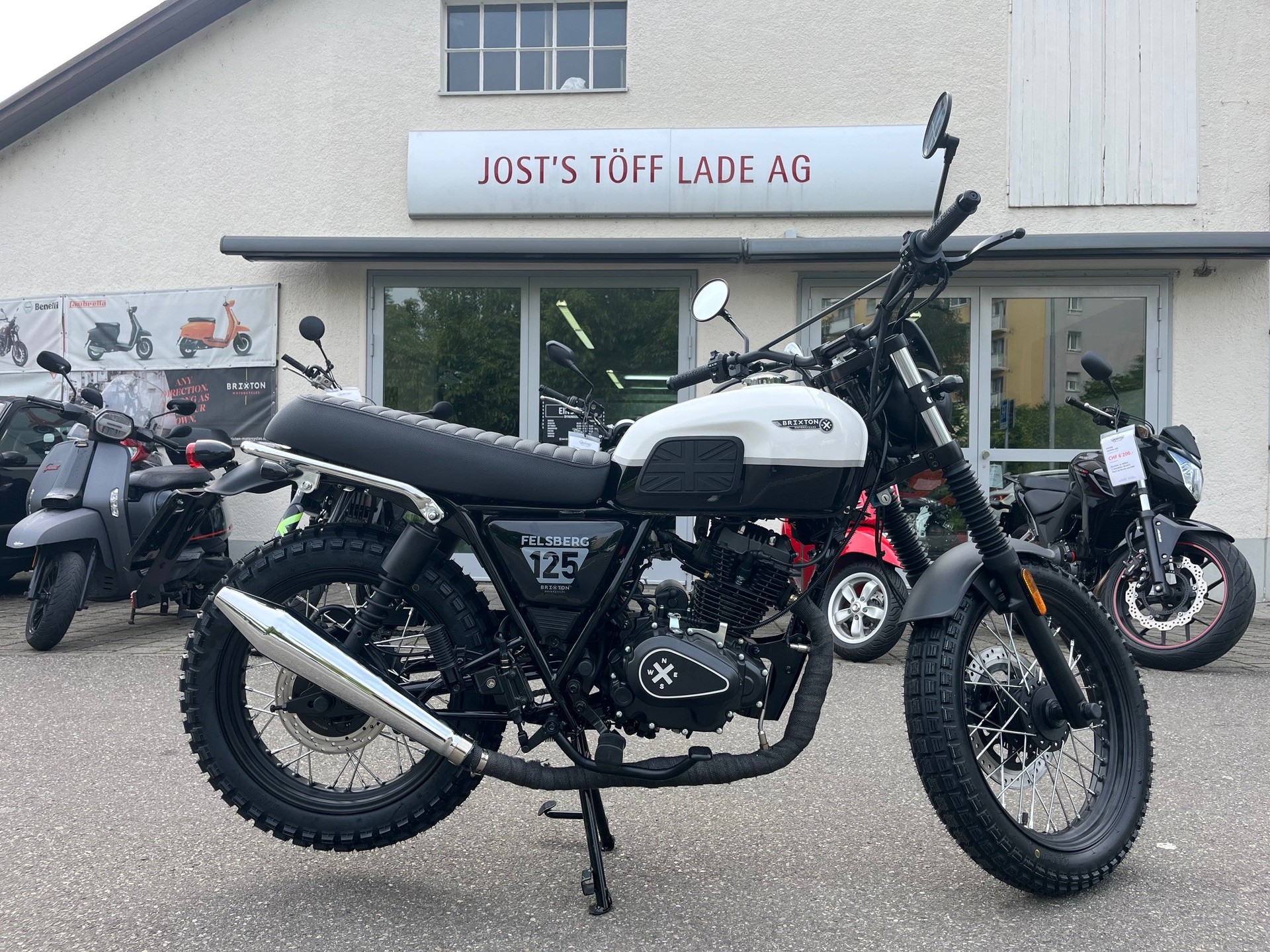 BRIXTON FELSBERG 125 ABS 2026 - GRATIS LIEFERUNG*-showroom-element-1