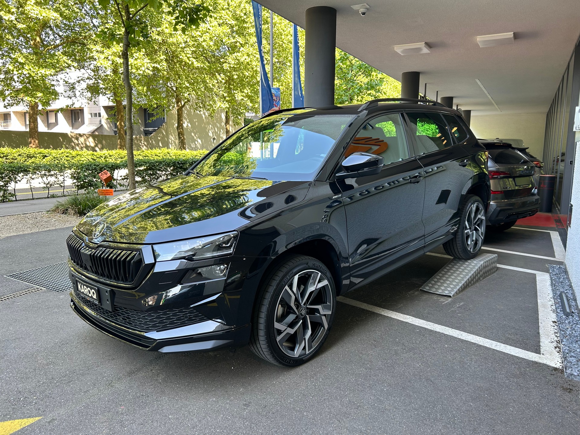 SKODA Karoq 1.5 TSI SportLine DSG-image-5