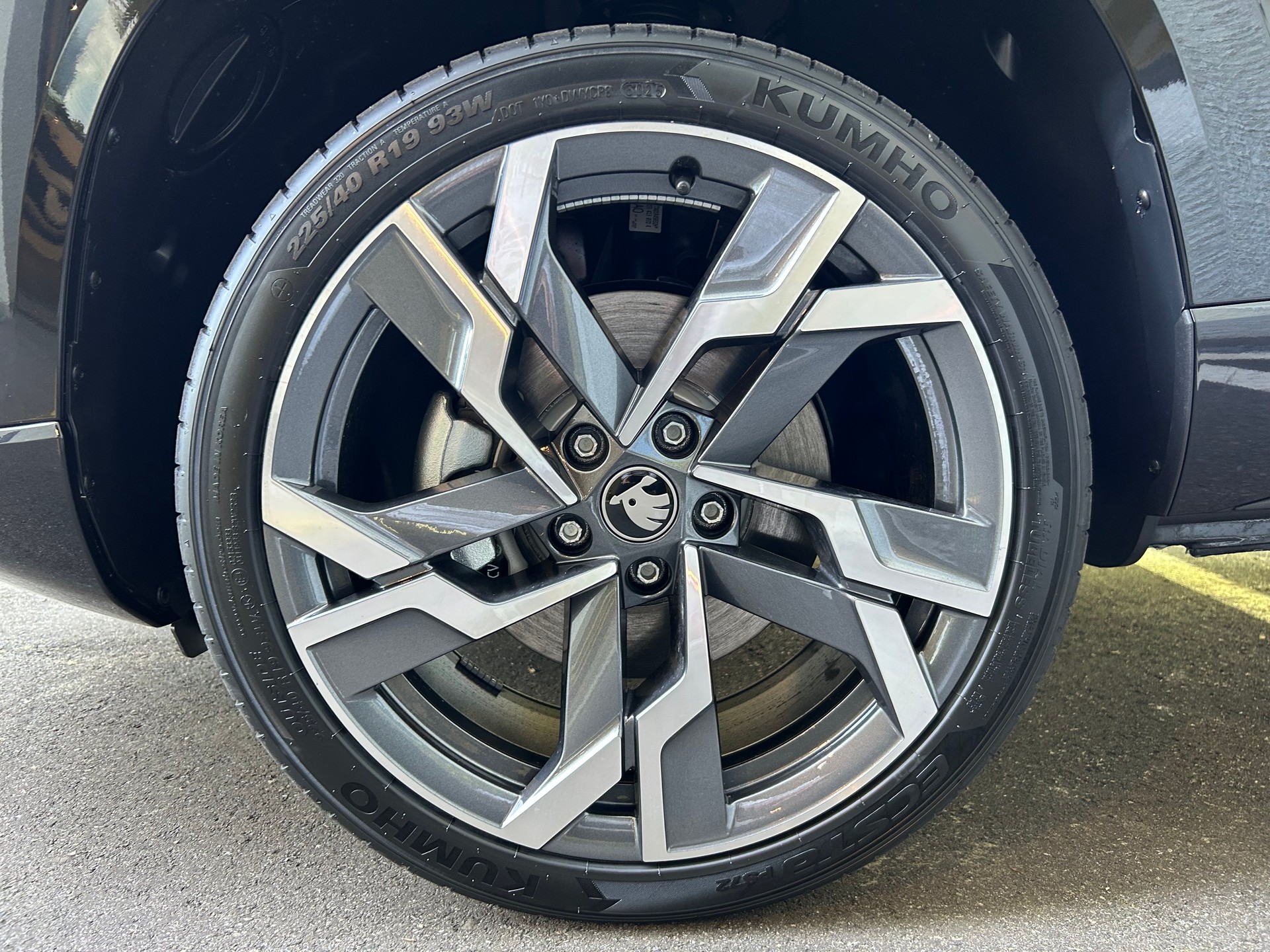 SKODA Karoq 1.5 TSI SportLine DSG-image-14