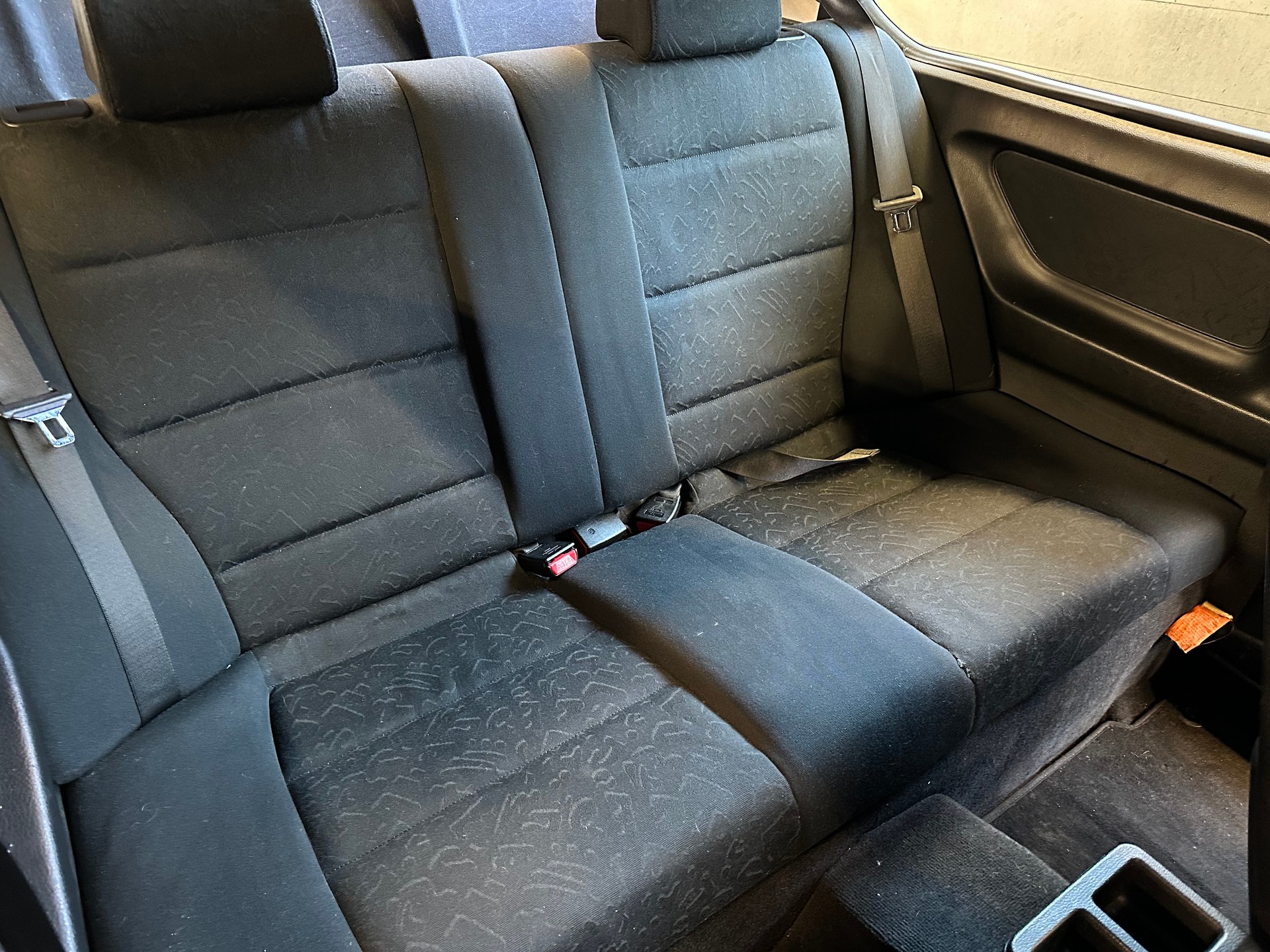 BMW 316i Compact-image-8