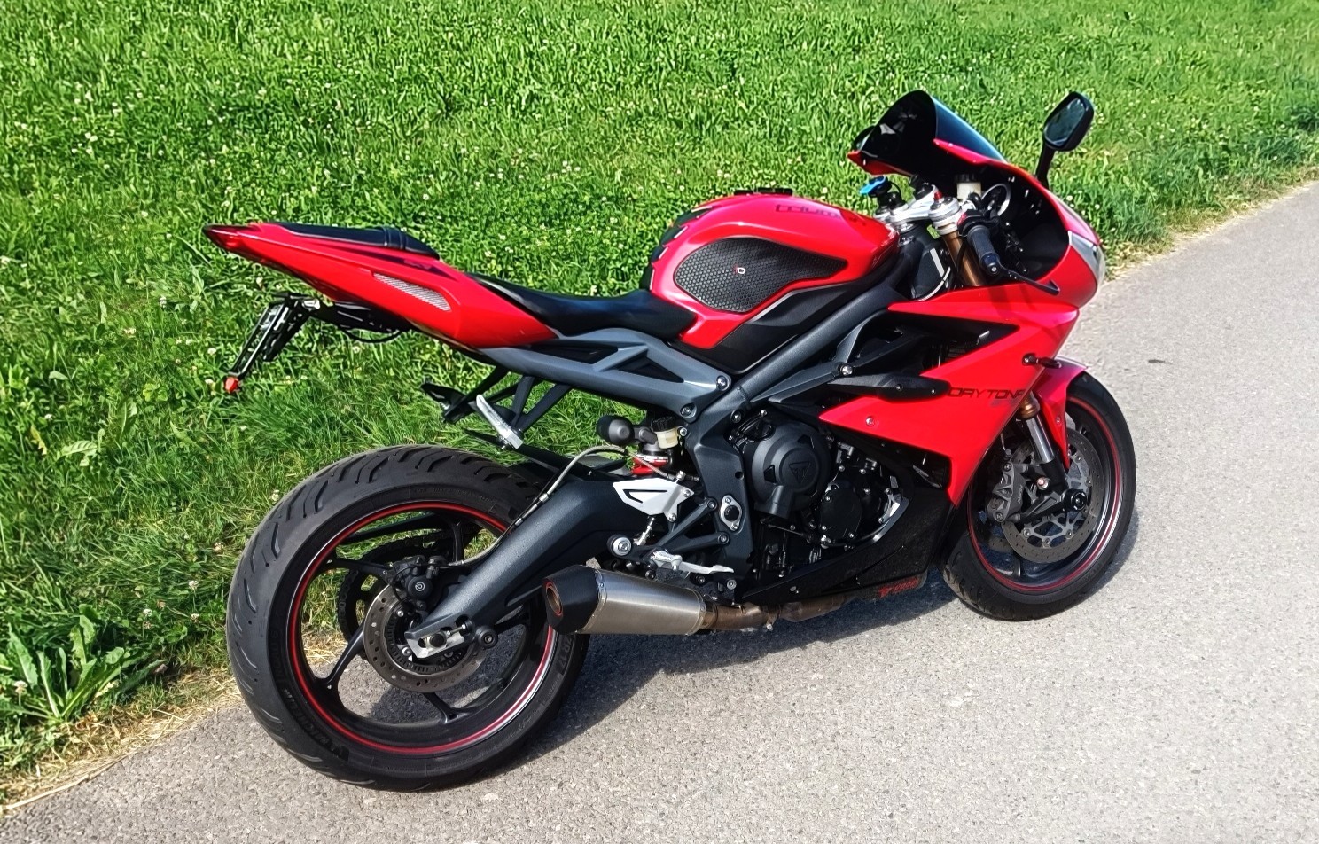 TRIUMPH Daytona 675 ABS (25kW)-image-2