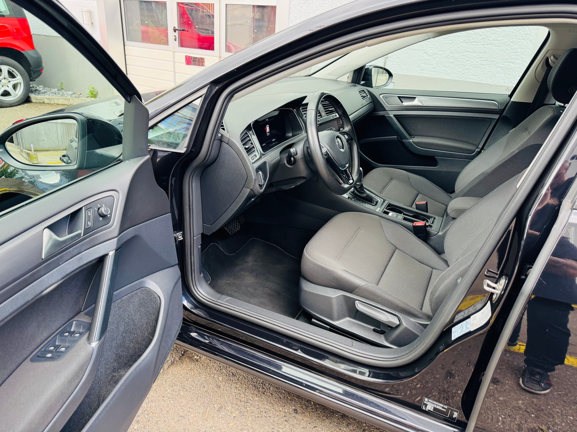 VW Golf 1.4 TSI Comfortline DSG-image-7