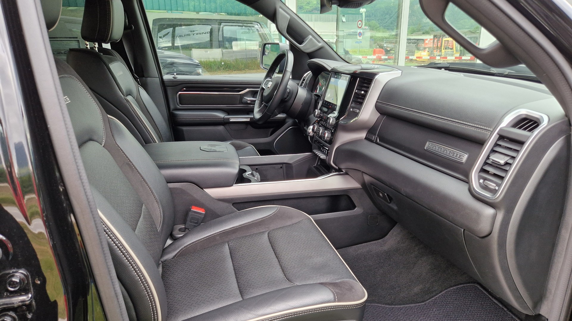 DODGE Ram Laramie sport-image-14