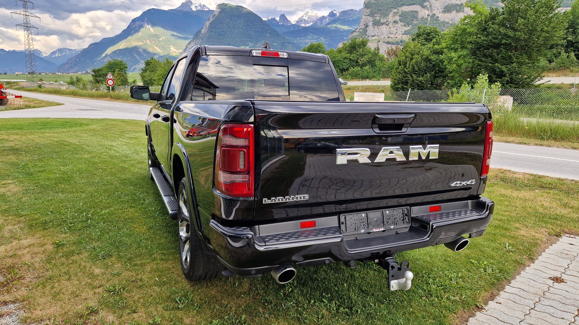 DODGE Ram Laramie sport-image-9