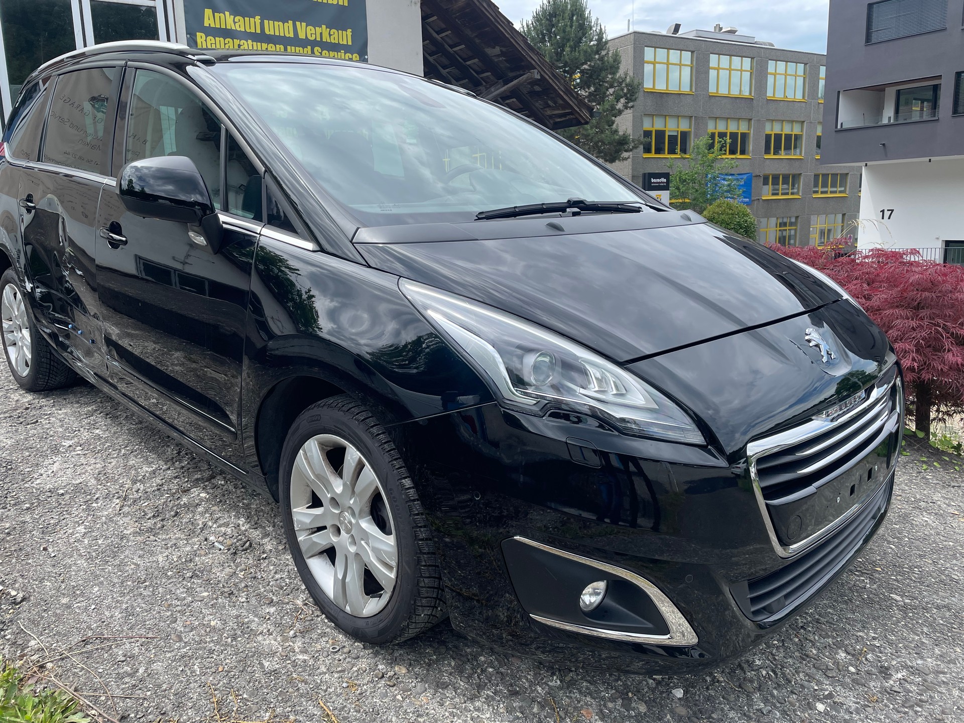 PEUGEOT 5008 1.6 THP Sensation Tiptronic-image-5