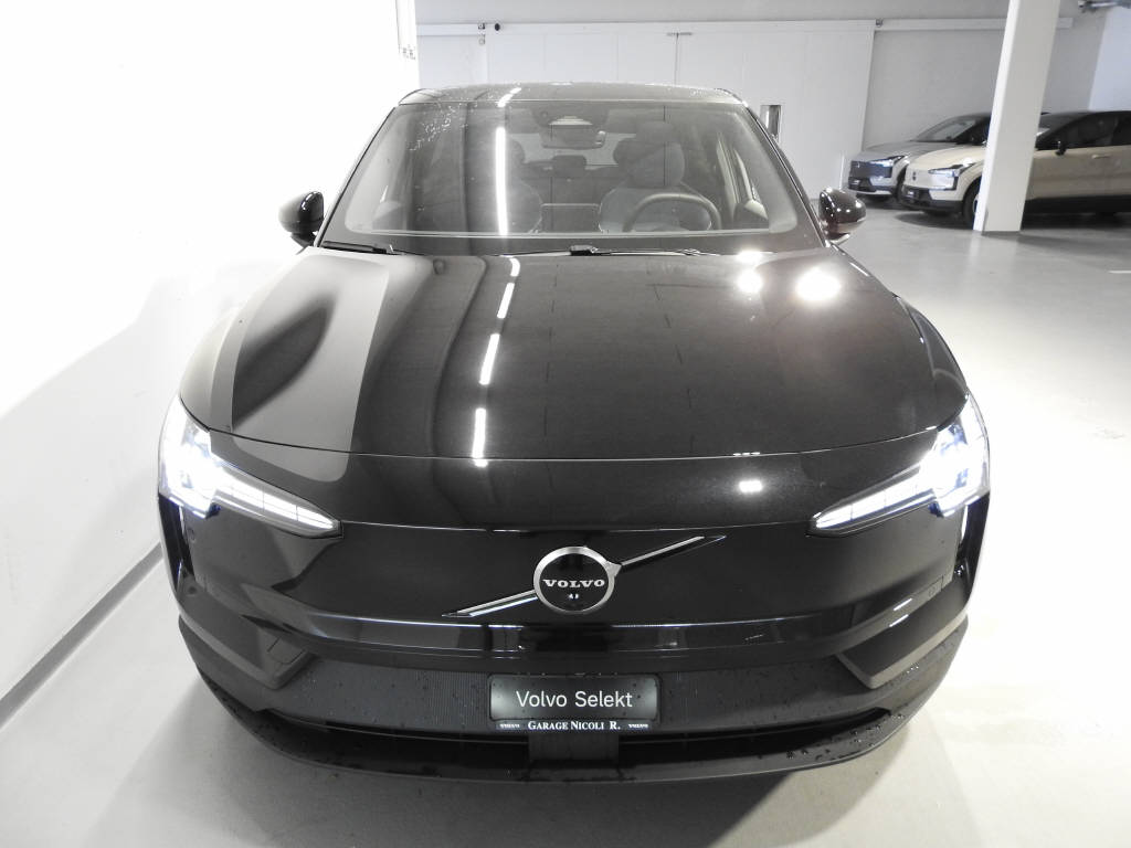 VOLVO EX 30 E60 Twin Ultra Performance AWD-image-1