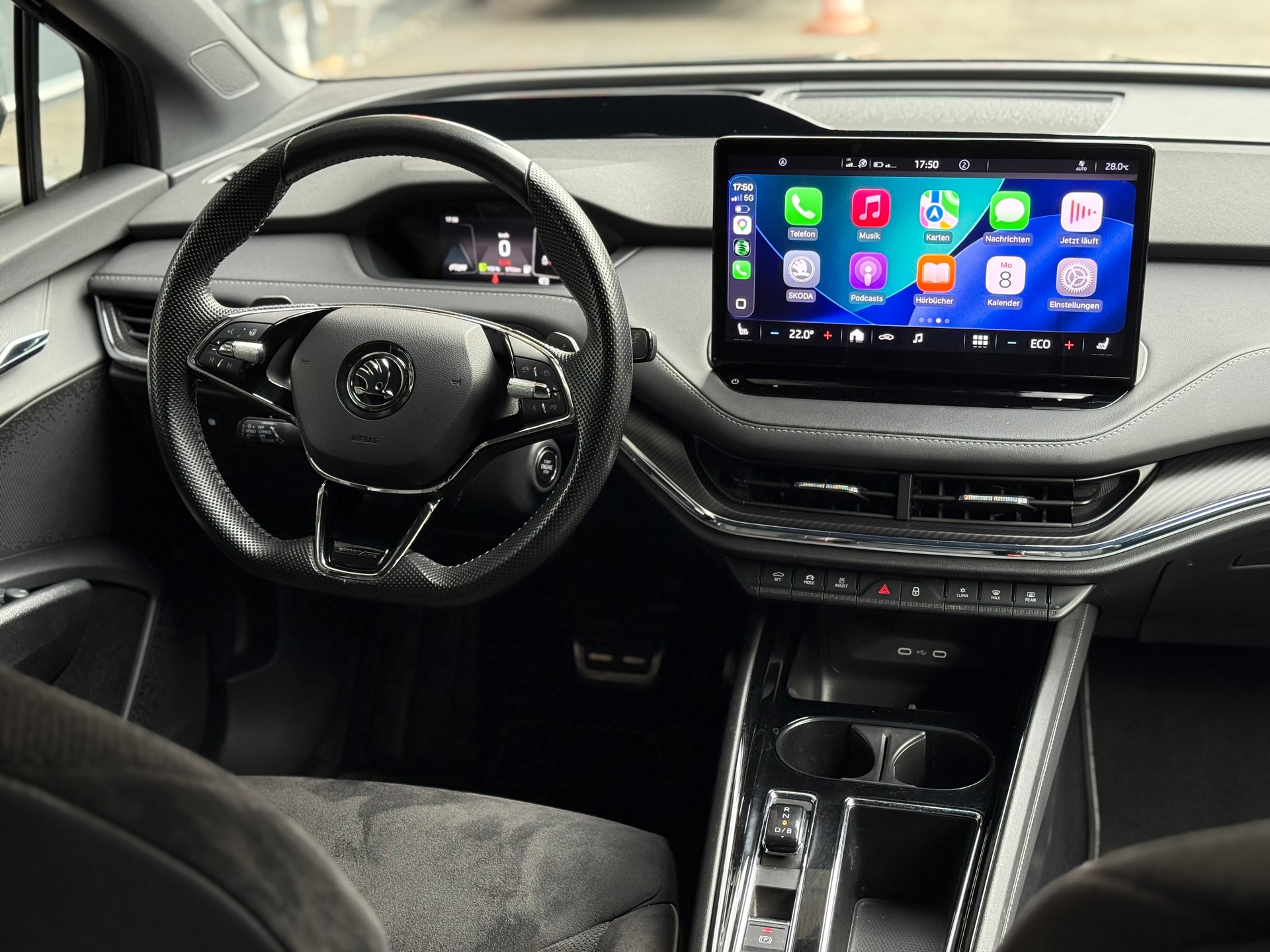 SKODA Enyaq iV 80x SportLine-image-17