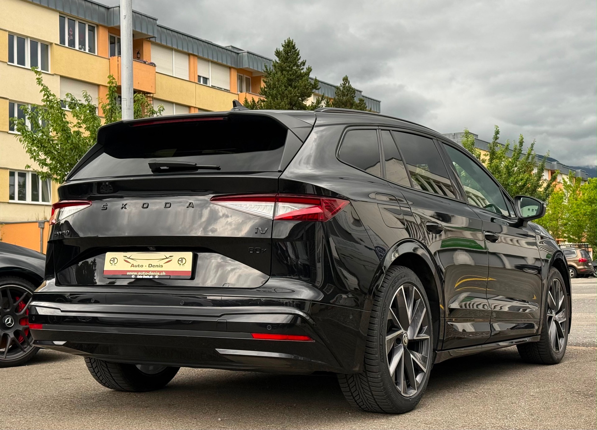 SKODA Enyaq iV 80x SportLine-showroom-element-3