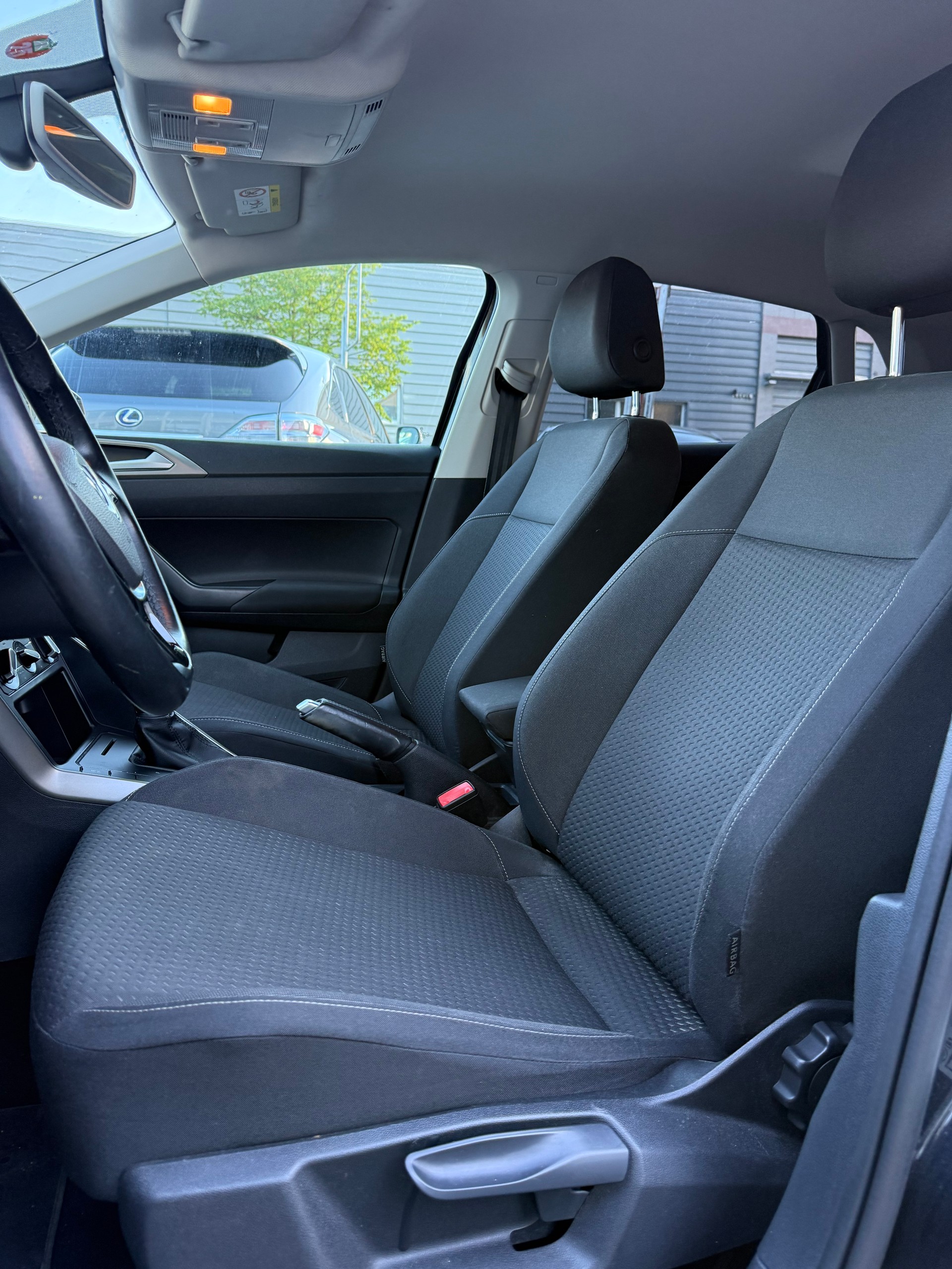 VW Polo 1.0 TSI BMT Comfortline DSG-image-4
