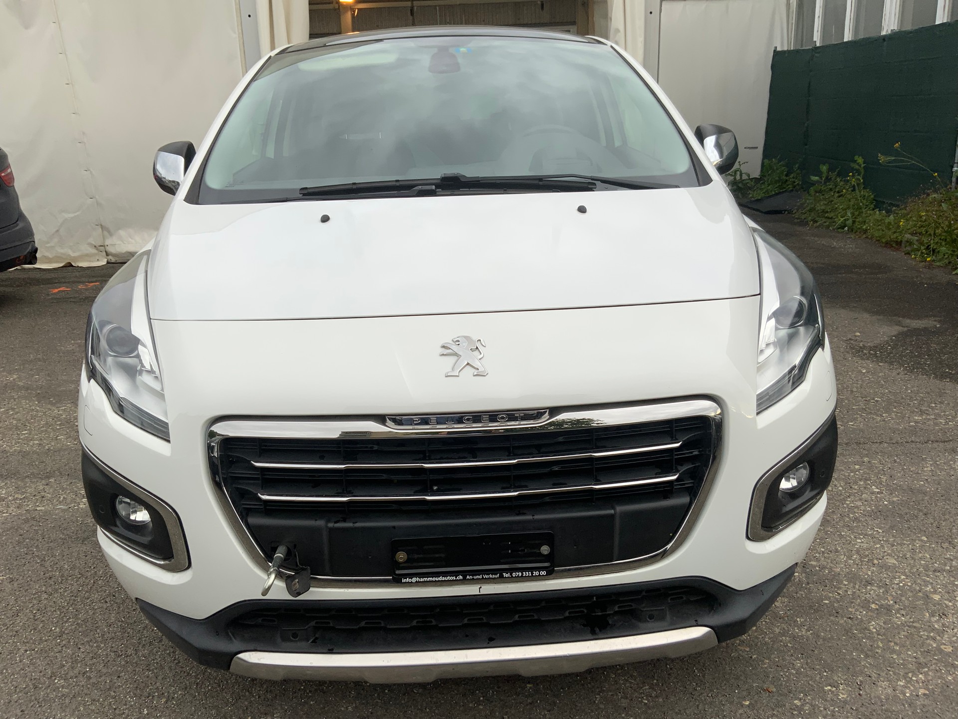 PEUGEOT 3008 1.2 Pure Tech Sensation-image-0