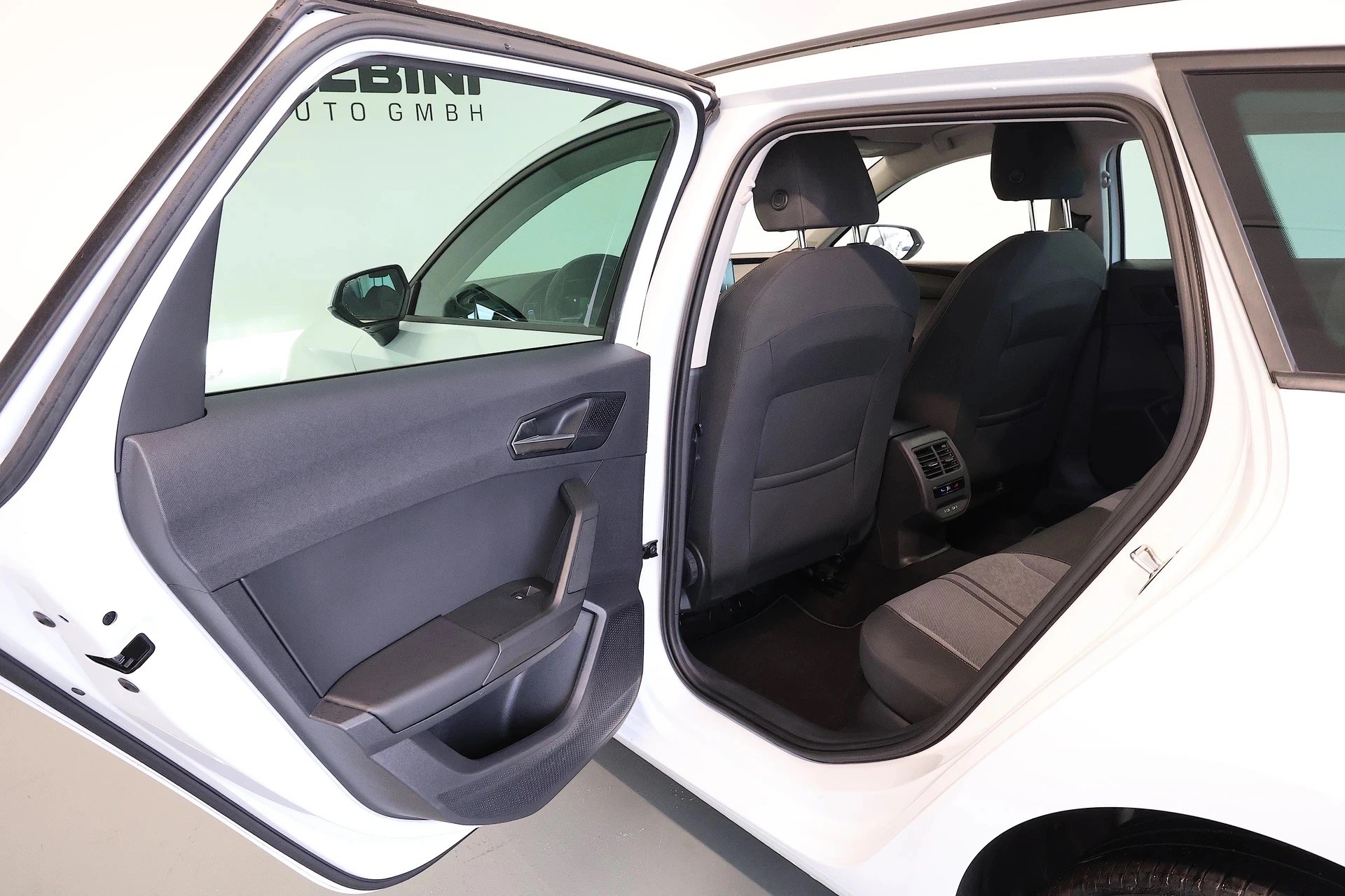 SEAT Leon ST 2.0 TDI EVO DSG Style-image-12