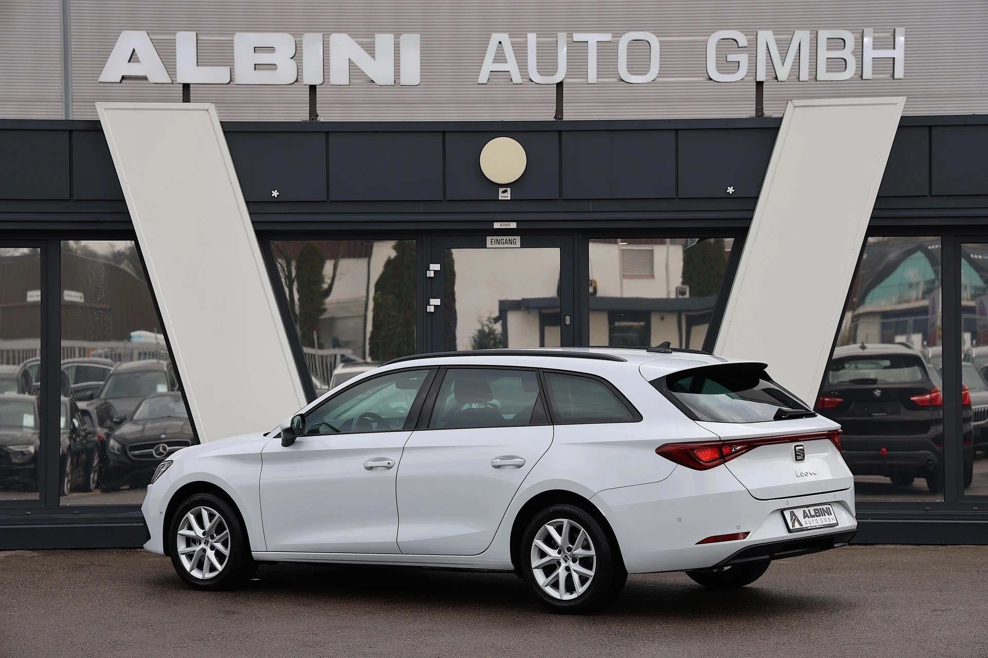 SEAT Leon ST 2.0 TDI EVO DSG Style-image-3