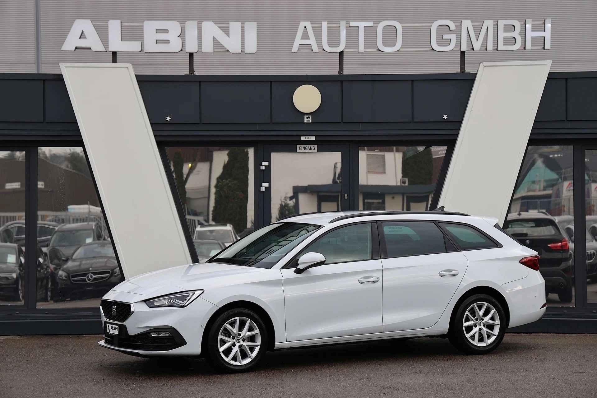 SEAT Leon ST 2.0 TDI EVO DSG Style-image-0