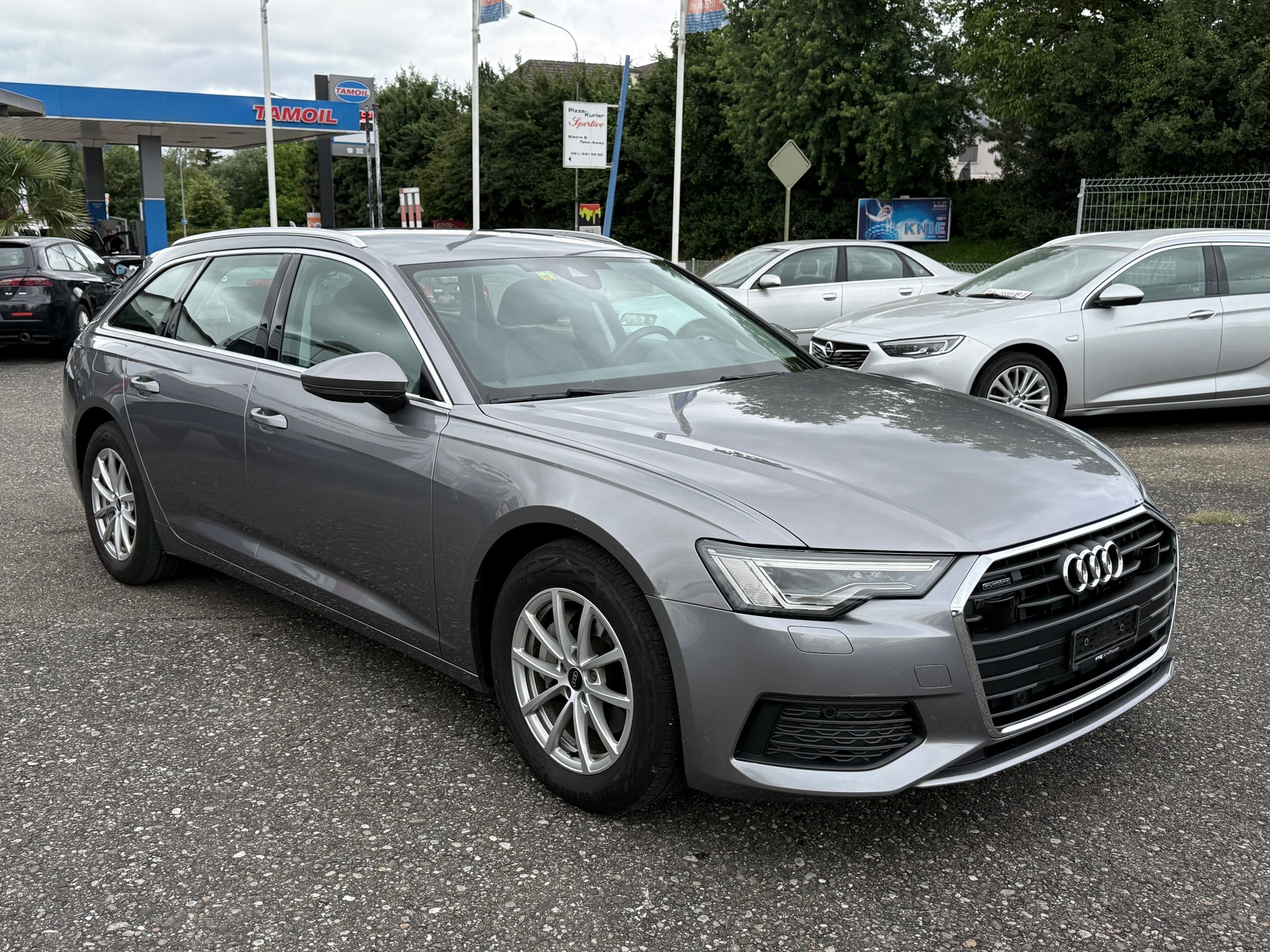 AUDI A6 Avant 40 TDI Design quattro S-tronic-image-0
