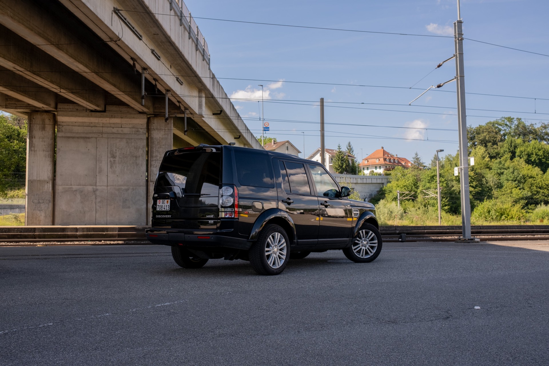 LAND ROVER Discovery 3.0 SDV6 HSE Automatic-image-1