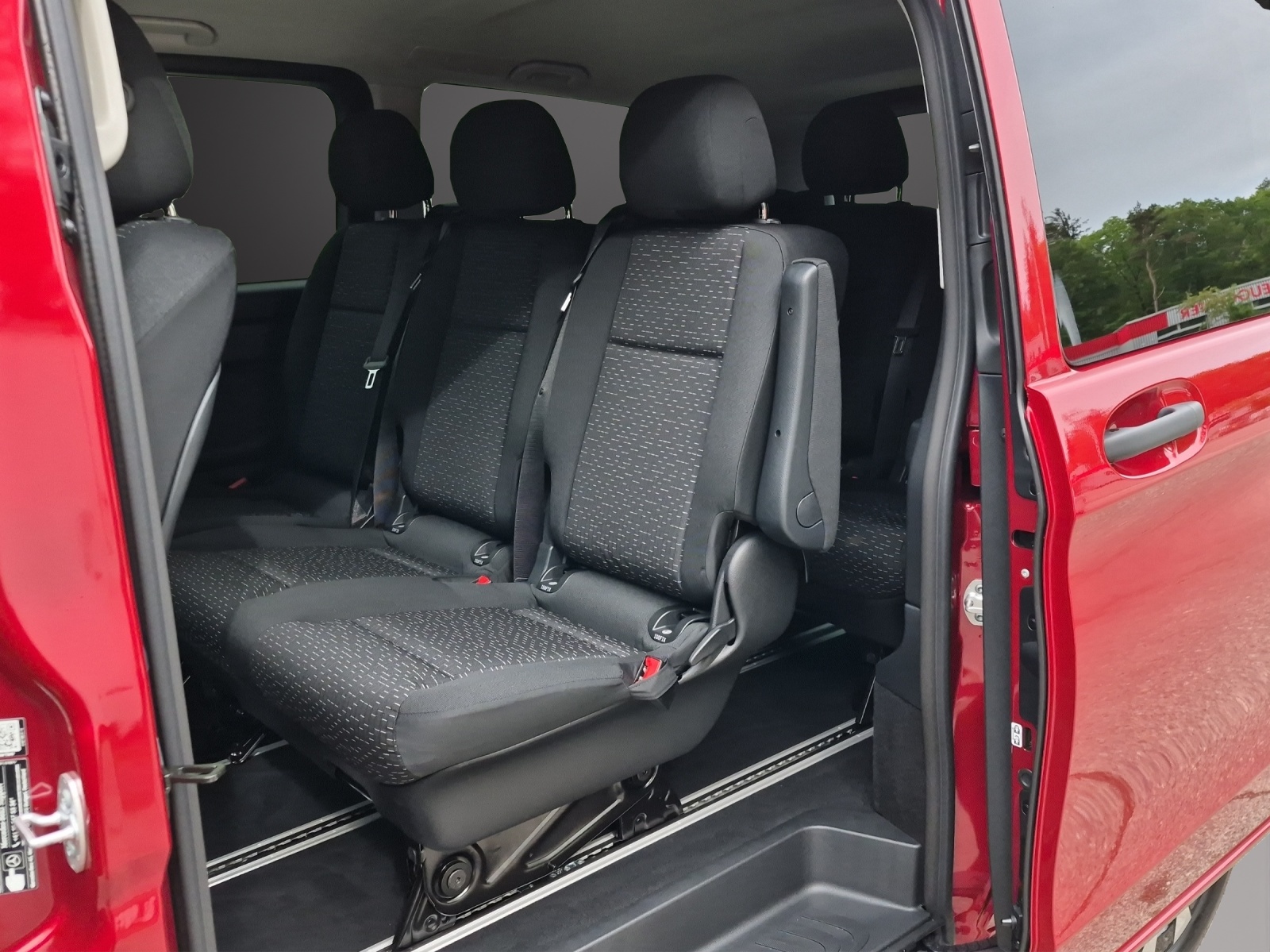 MERCEDES-BENZ Vito 116 CDI Lang Tourer 9G-Tronic 4M Select-image-8