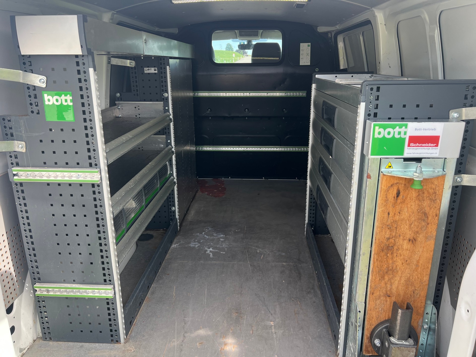 VW T6 2.0 TDI 4Motion-image-8