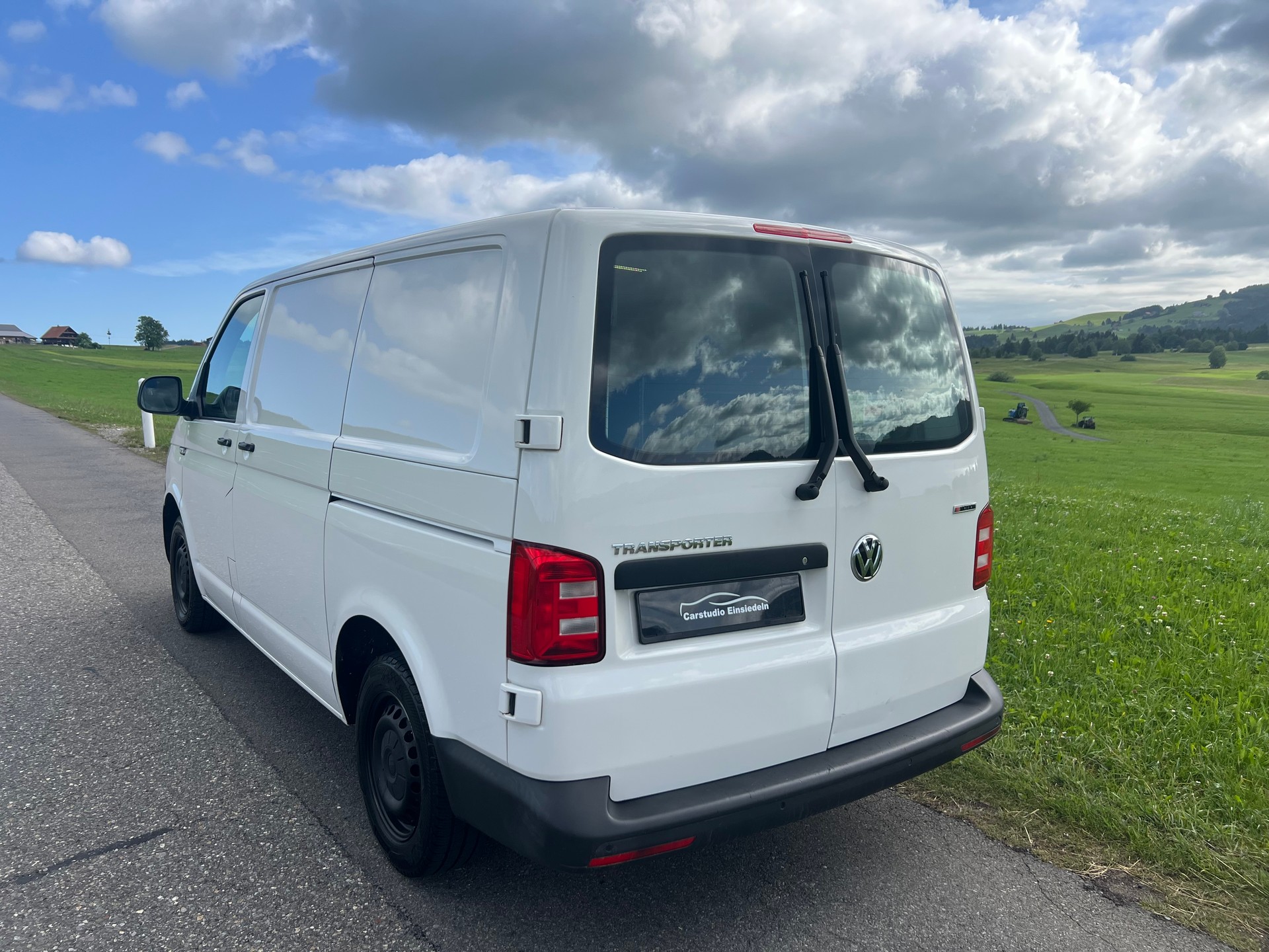 VW T6 2.0 TDI 4Motion-image-4