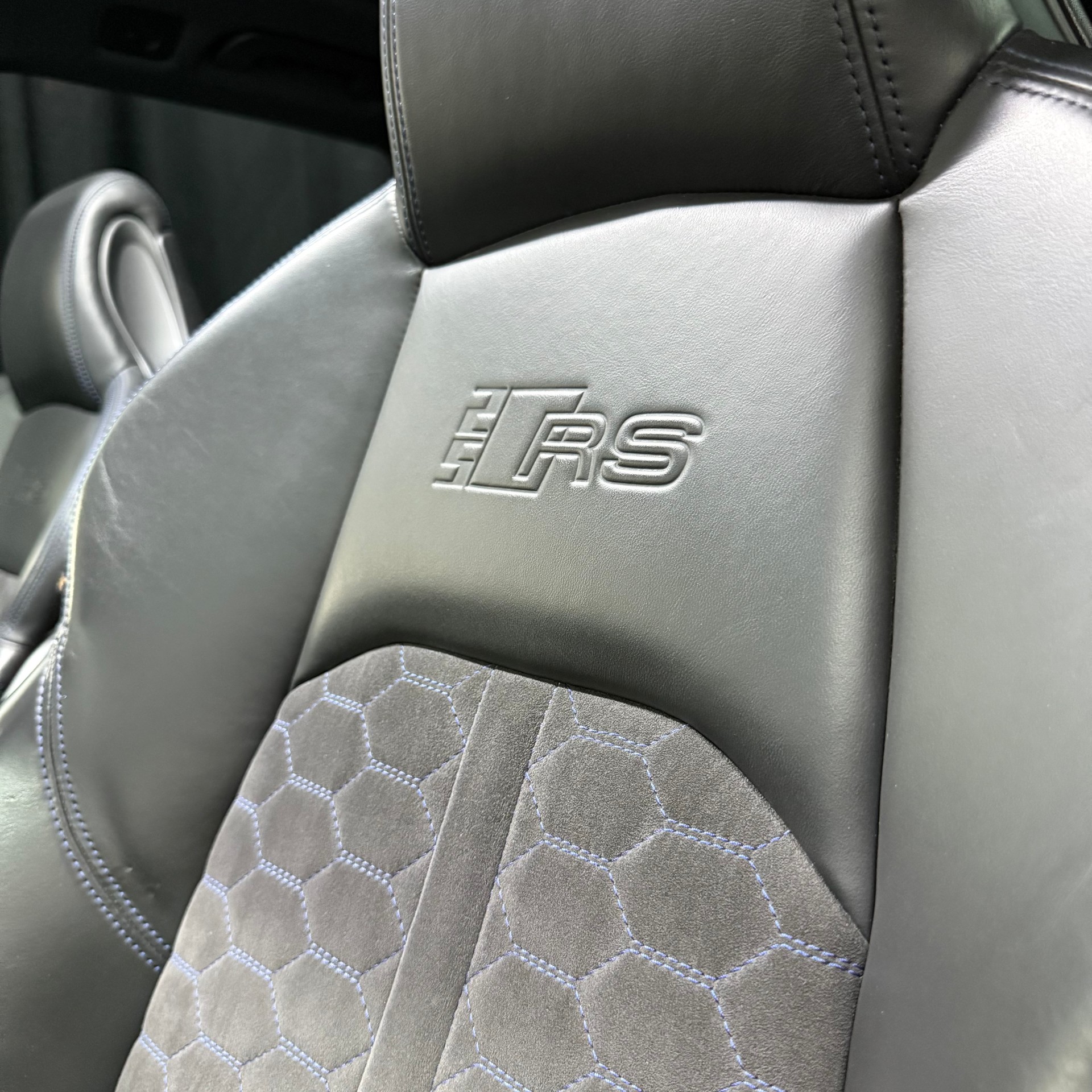 AUDI RS4 Avant quattro tiptronic // MILTEK // H&R-image-11