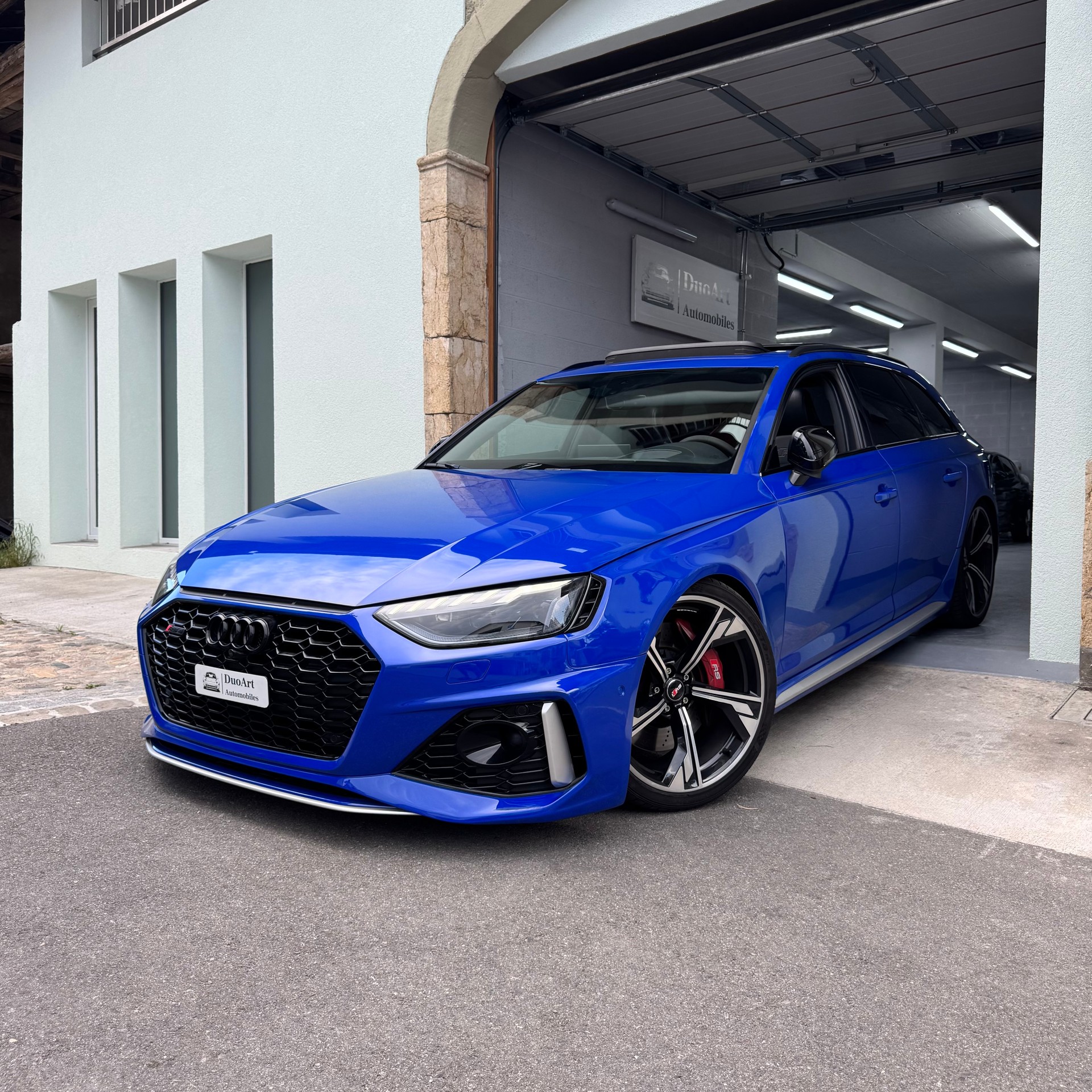 AUDI RS4 Avant quattro tiptronic // MILTEK // H&R-image-0