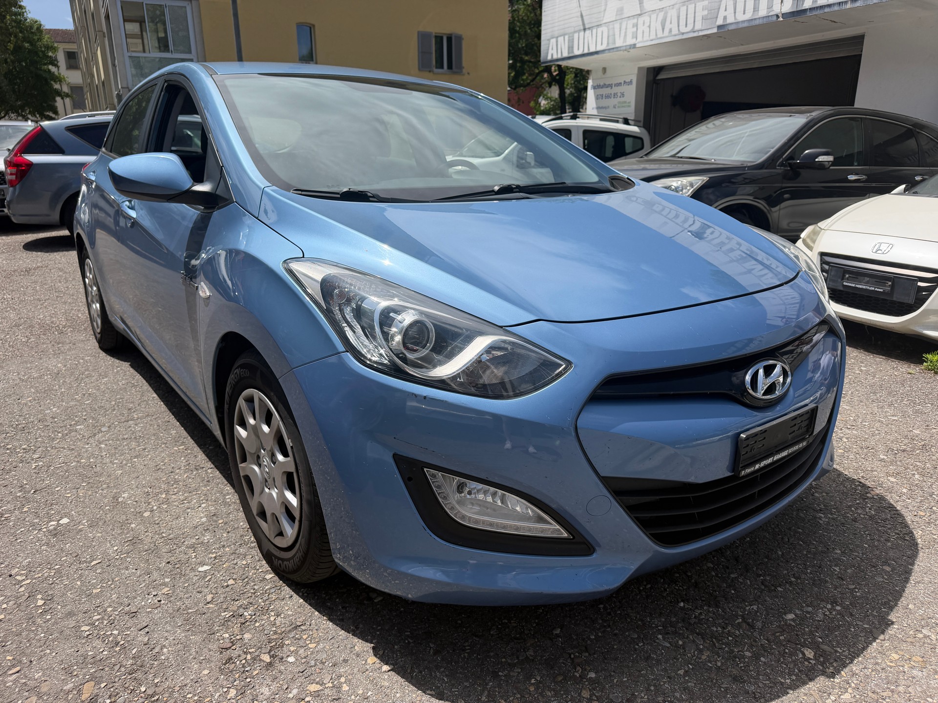 HYUNDAI i30 1.4 Pica-image-2