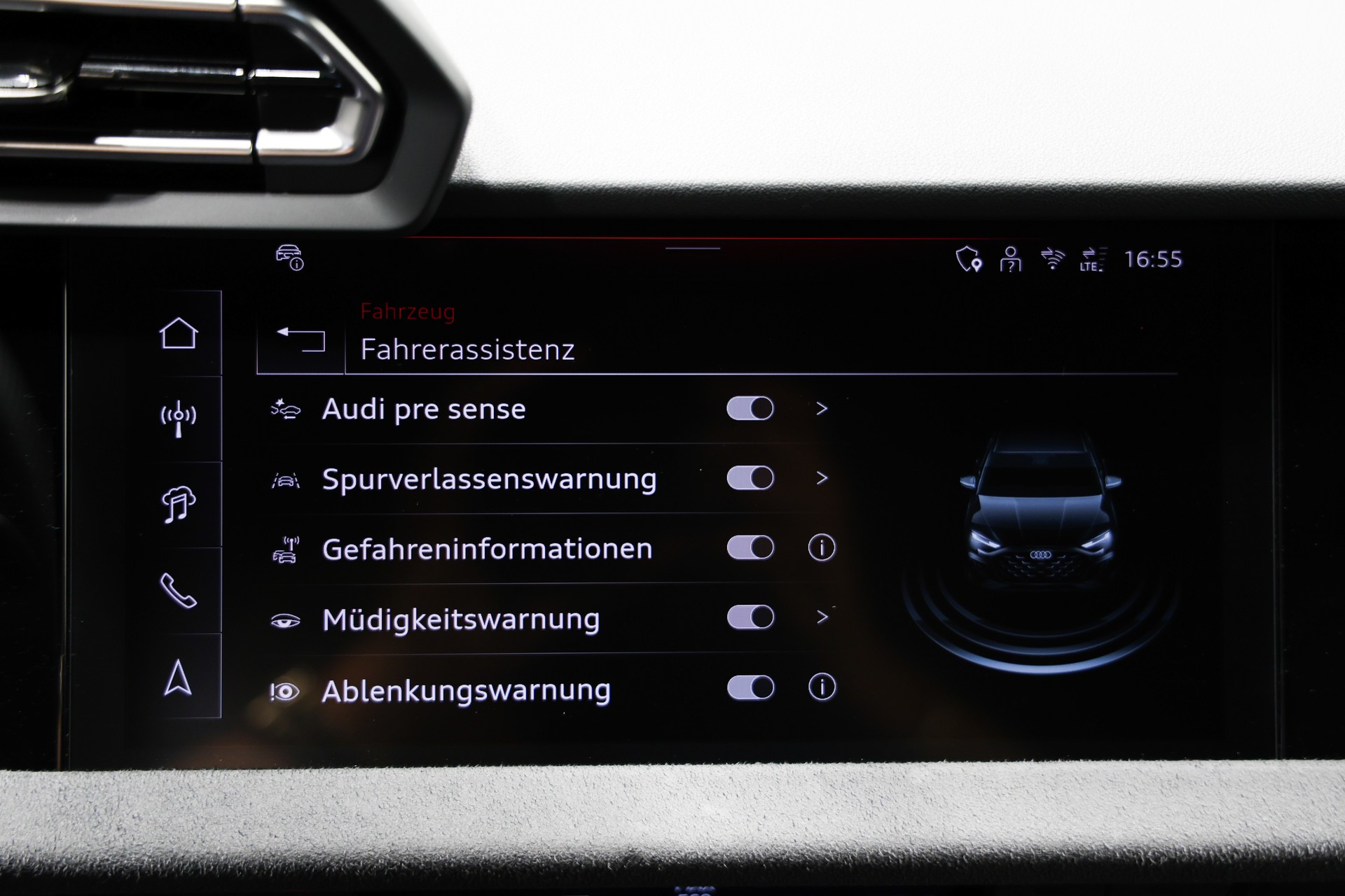 AUDI S3 Limousine TFSI quattro S-tronic *Facelift*Audi Werksgarantie*-image-30