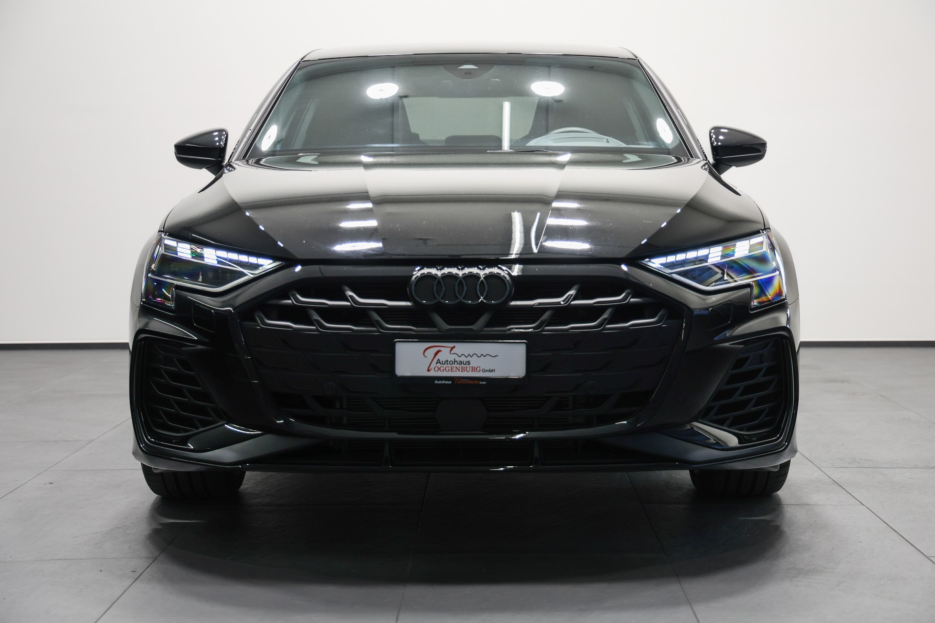 AUDI S3 Limousine TFSI quattro S-tronic *Facelift*Audi Werksgarantie*-image-5