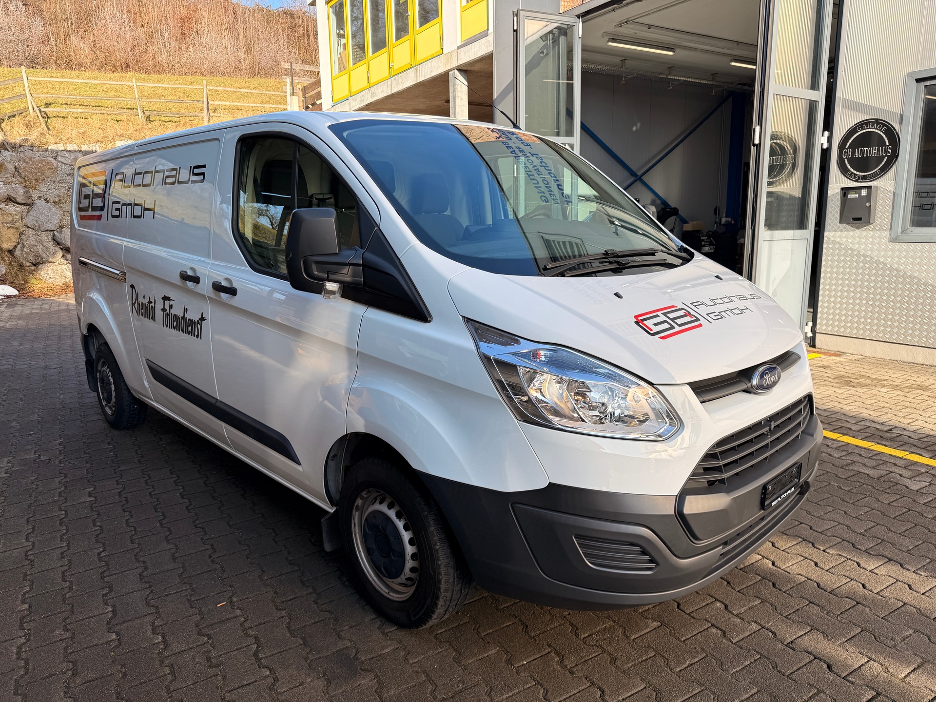 FORD Transit Custom Van 290 L2H1 Trend-image-1