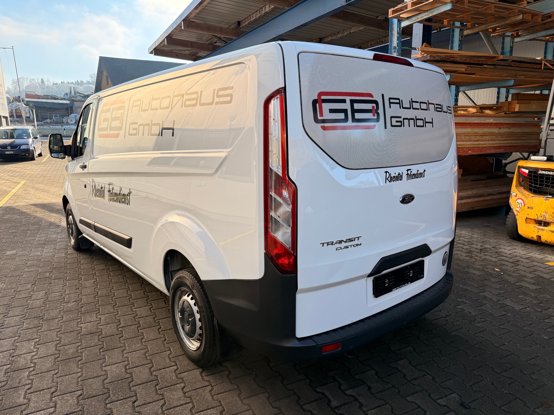 FORD Transit Custom Van 290 L2H1 Trend-image-3
